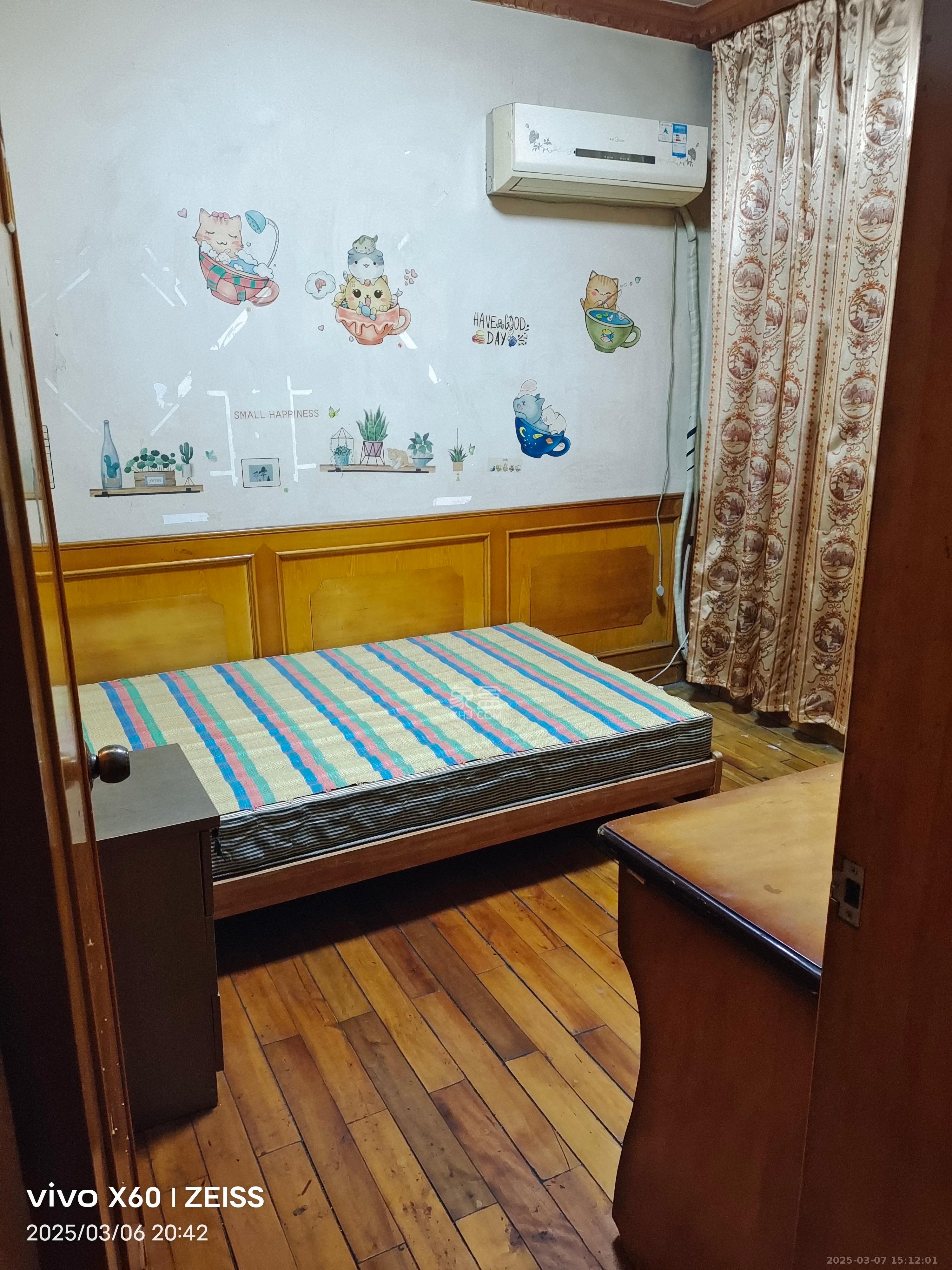 工业局宿舍  2室1厅1卫   1500.00元/月室内图