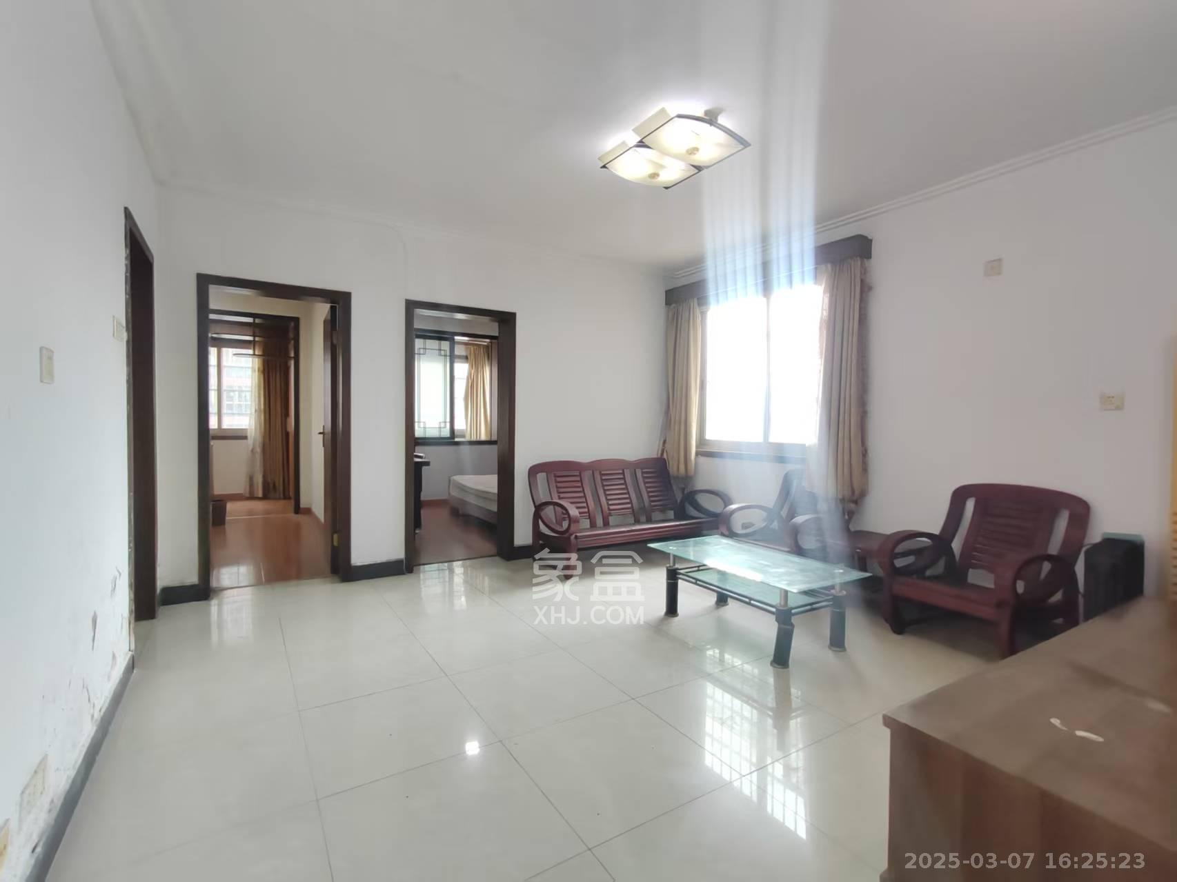 海东青大厦 2室2厅1卫 2500.0元/月 海东青大厦 2室2厅1卫 2500.0元/月室内图