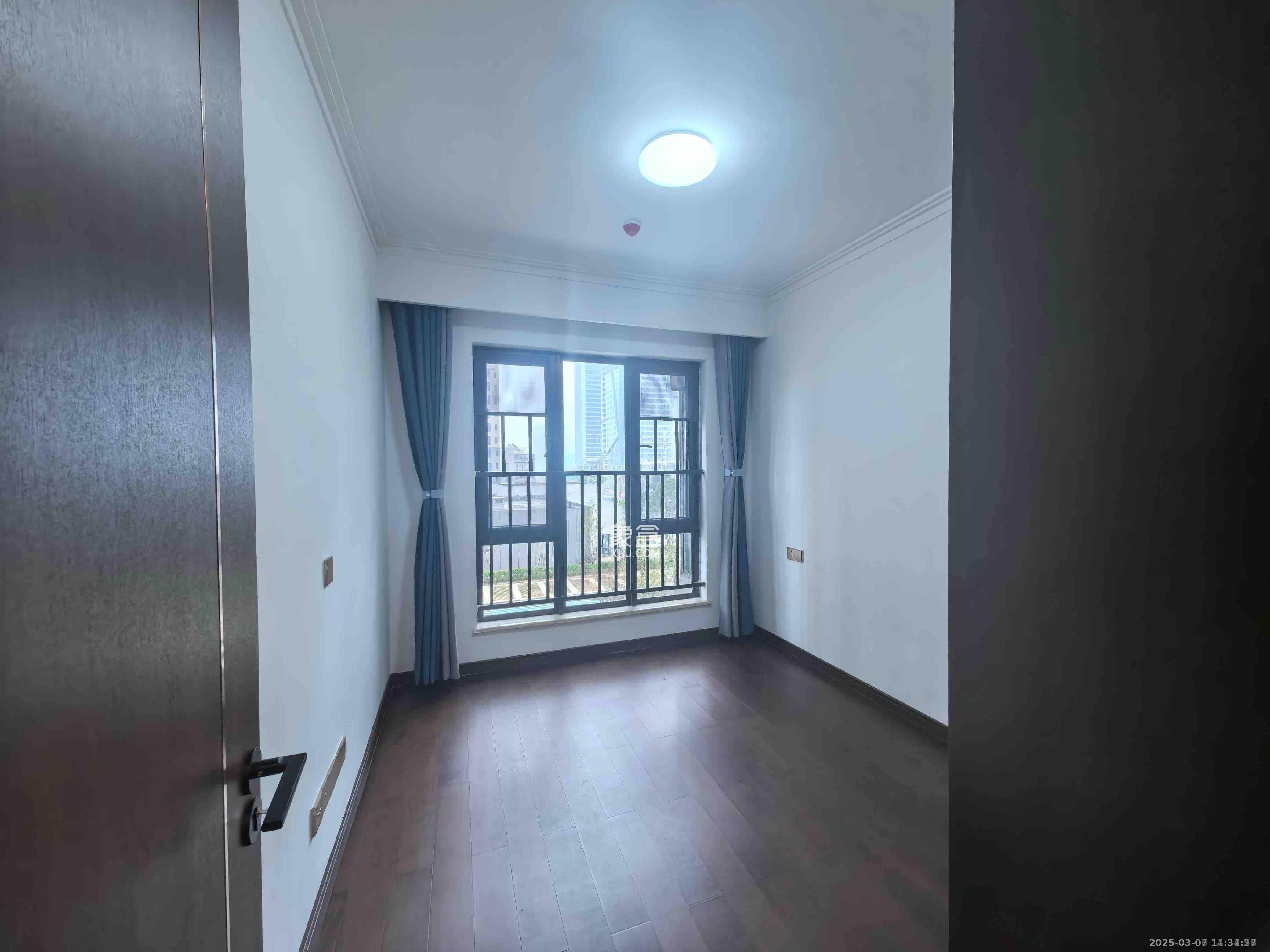 绿地长沙城际空间站(柏仕佳苑) 4室2厅2卫 3500.0元/月 绿地长沙城际空间站(柏仕佳苑) 4室2厅2卫 3500.0元/月室内图