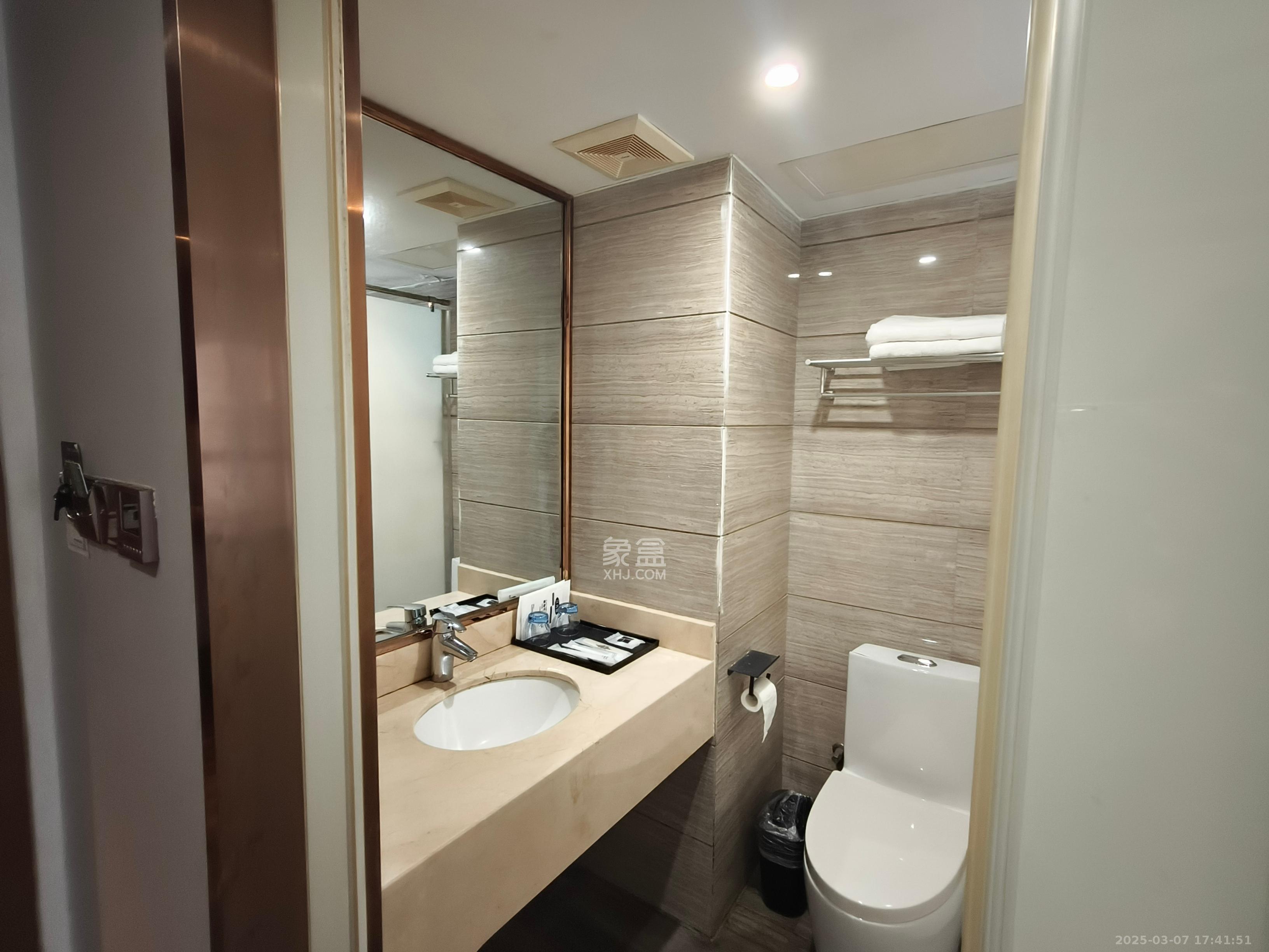 尚都美寓 1室1厅1卫 900.0元/月 尚都美寓 1室1厅1卫 900.0元/月室内图