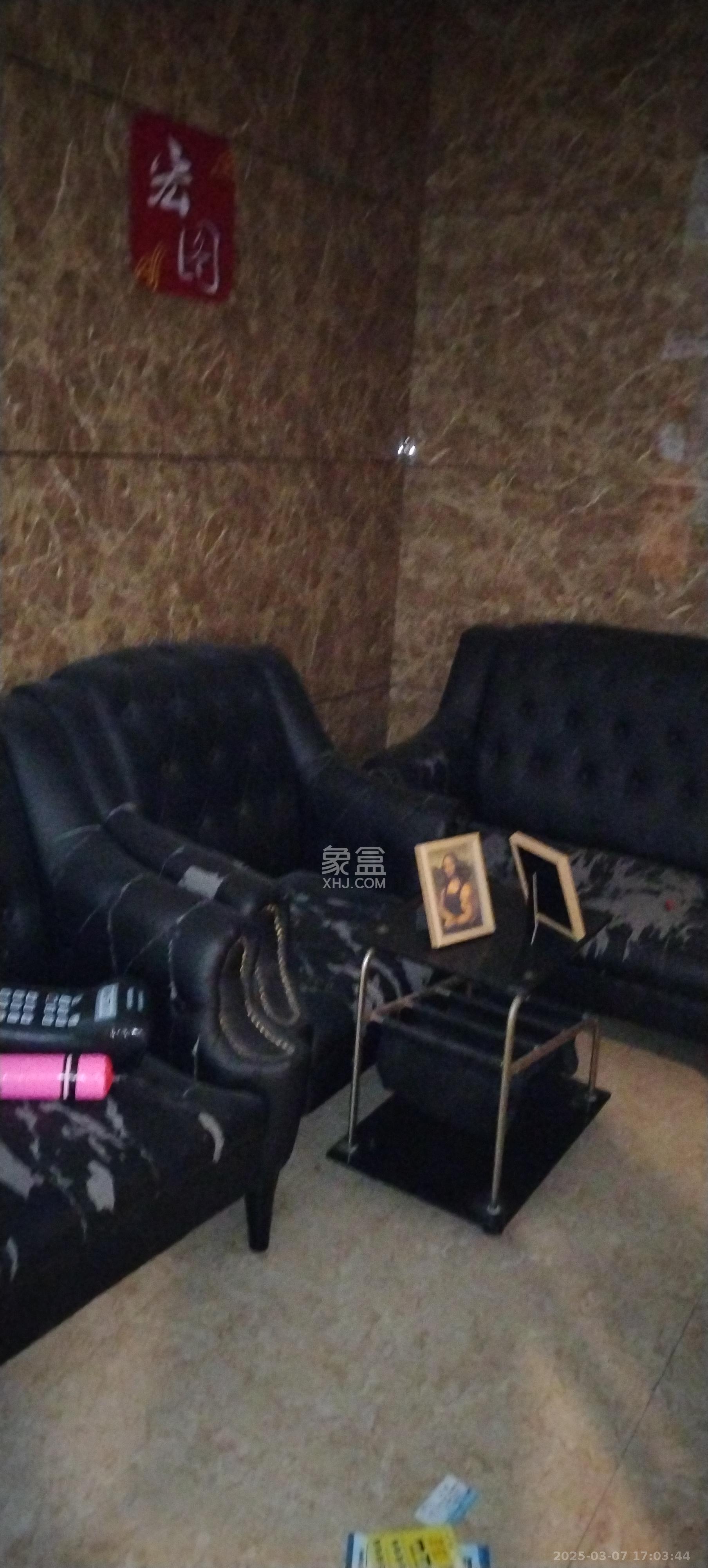 德思勤城市广场(宝格丽公寓) 4室2厅1卫 4800.0元/月 德思勤城市广场(宝格丽公寓) 4室2厅1卫 4800.0元/月室内图