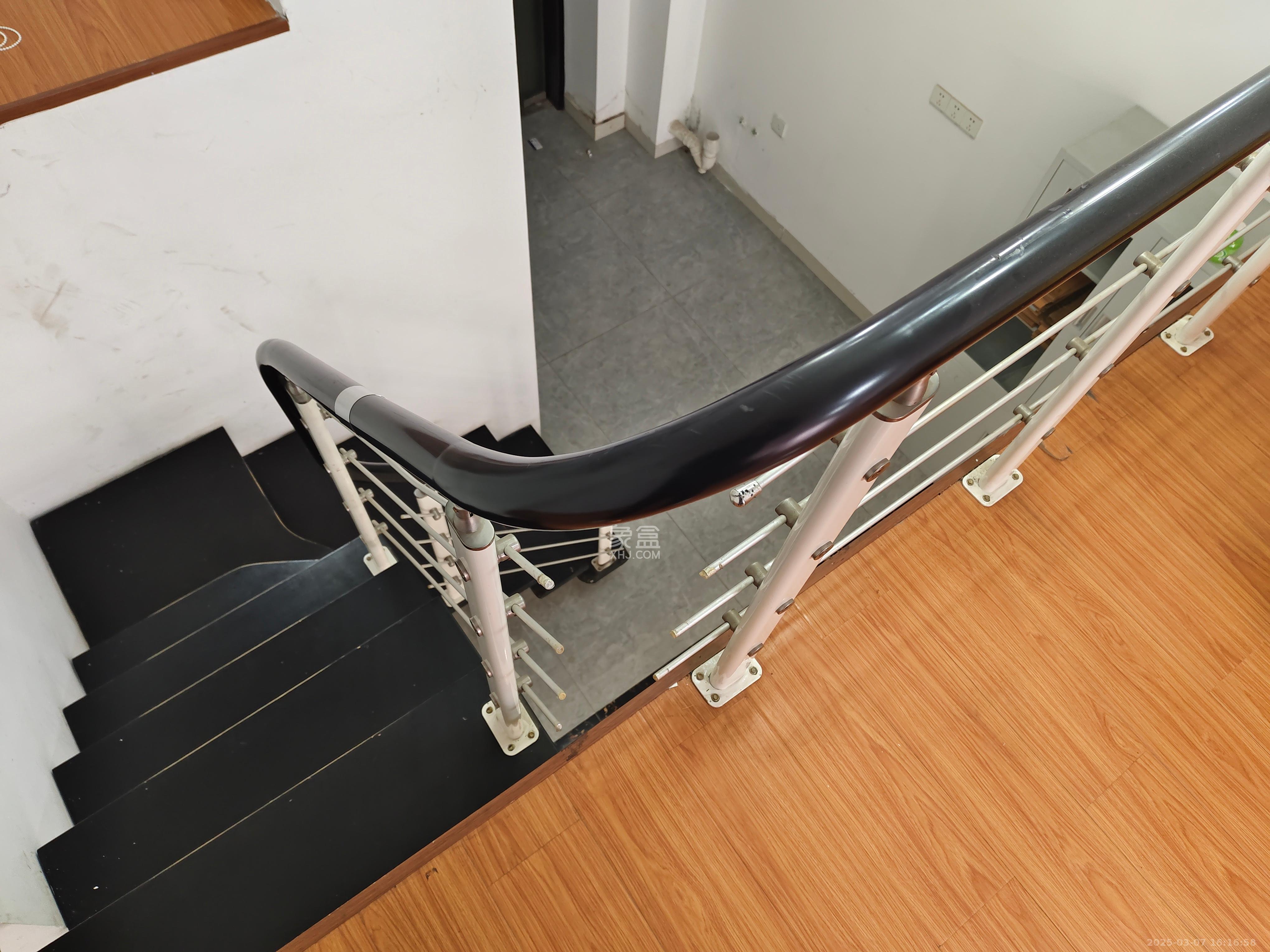 金科时代中心 1室0厅0卫 1600.0元/月 金科时代中心 1室0厅0卫 1600.0元/月室内图