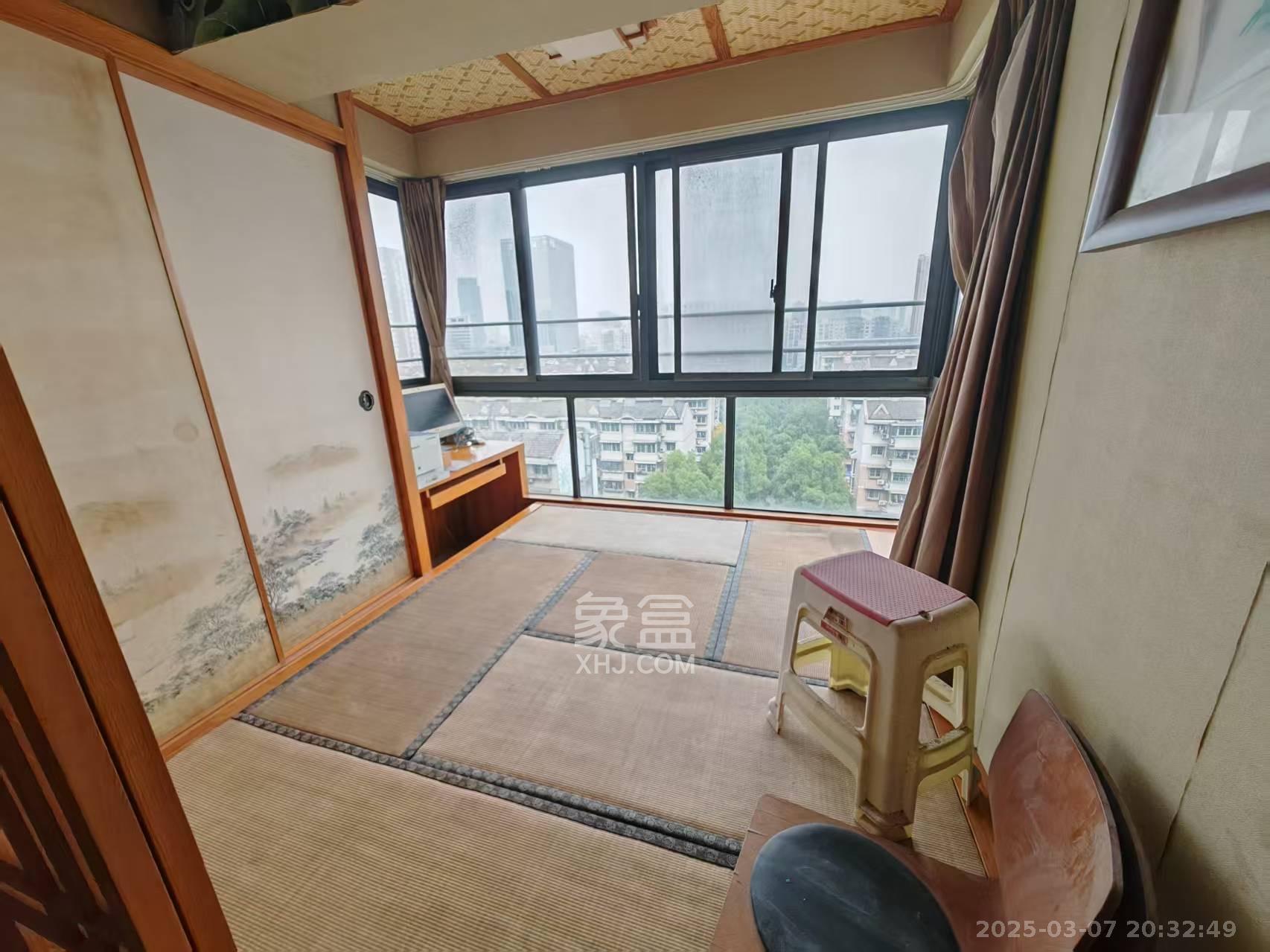 西子花苑  2室2厅2卫   3000.00元/月室内图