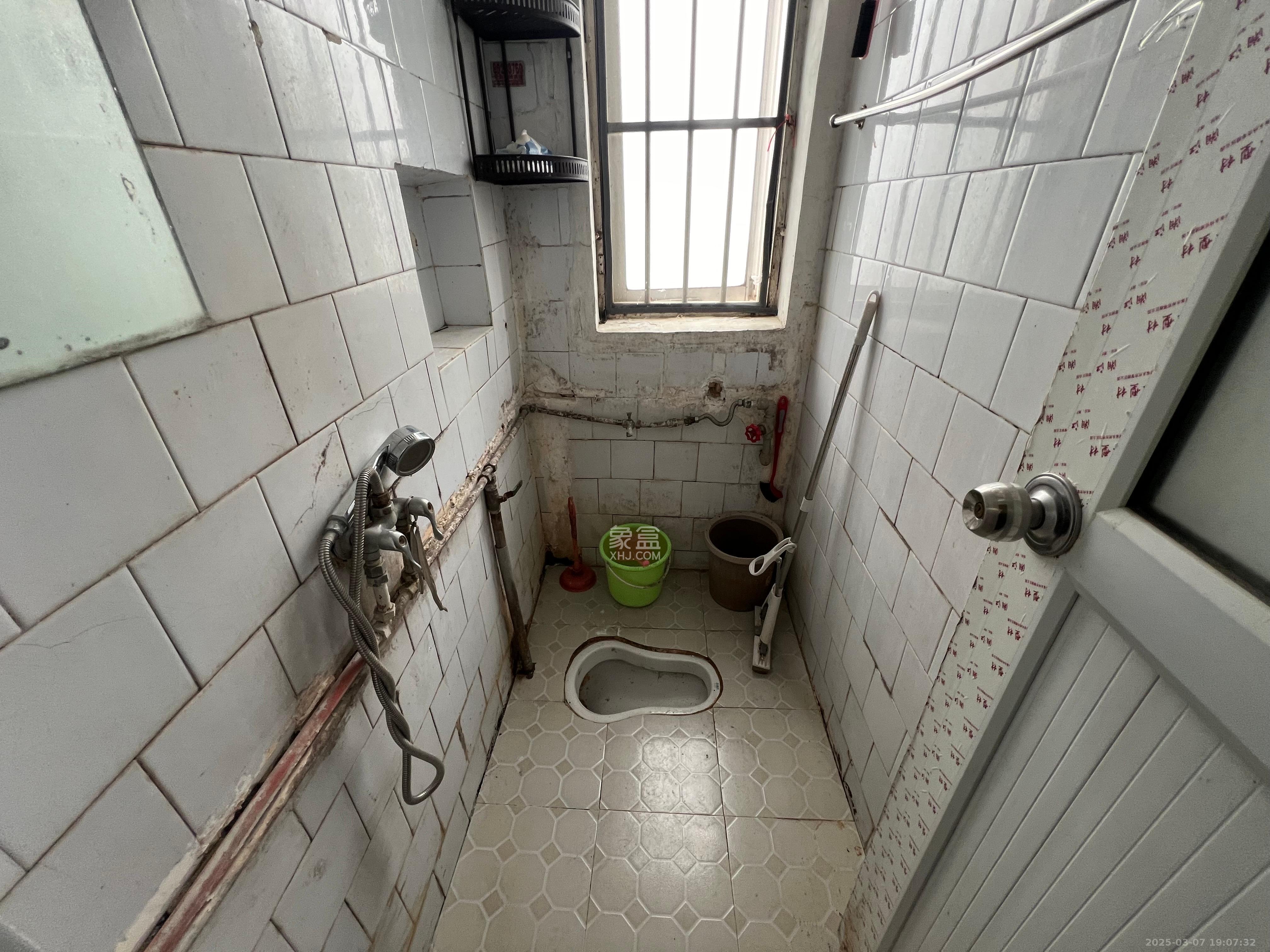 长坡水利水电机械厂宿舍 2室1厅1卫 1300.0元/月 长坡水利水电机械厂宿舍 2室1厅1卫 1300.0元/月室内图