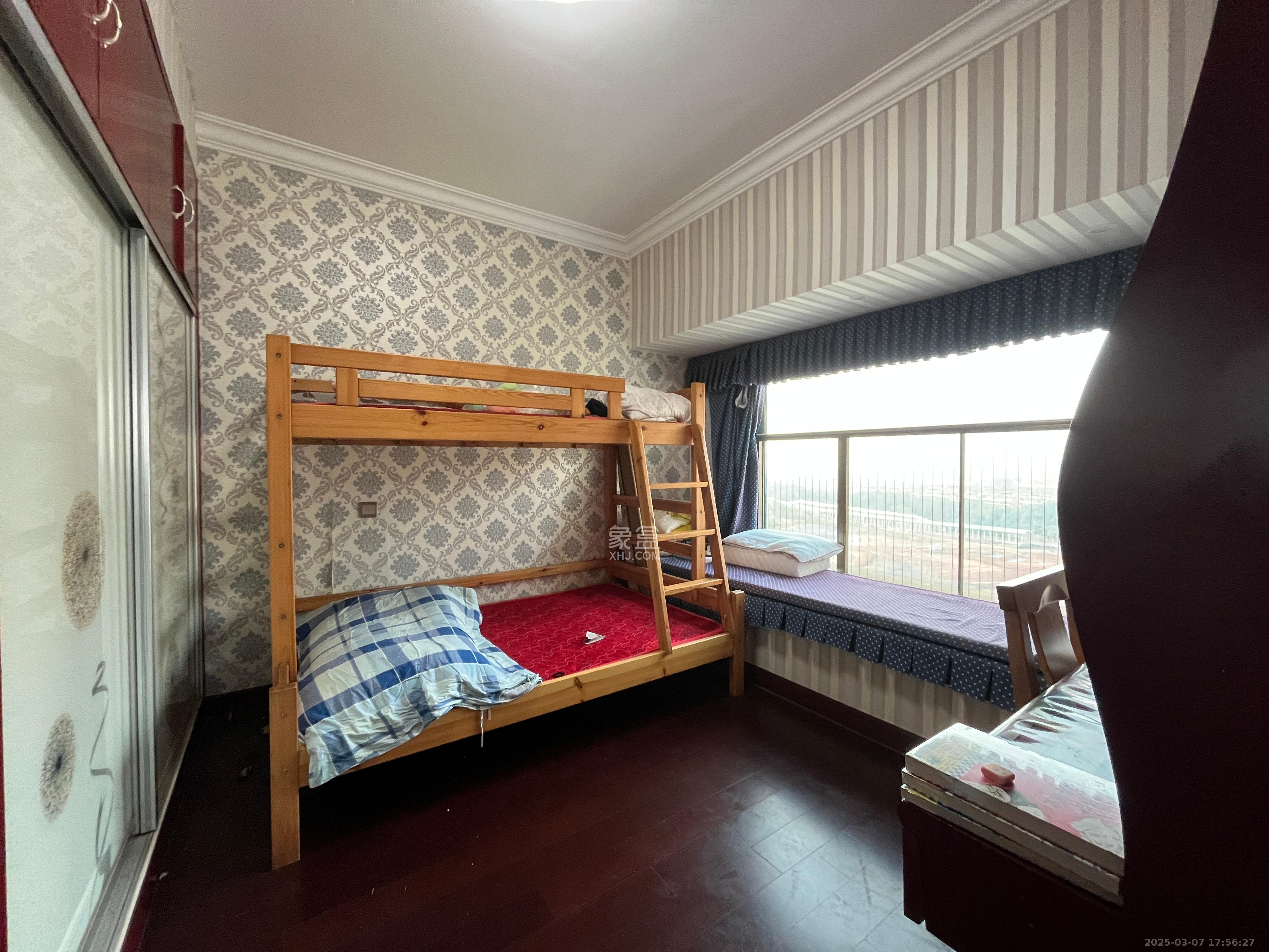 恒大名都 4室2厅2卫 2200.0元/月 恒大名都 4室2厅2卫 2200.0元/月室内图