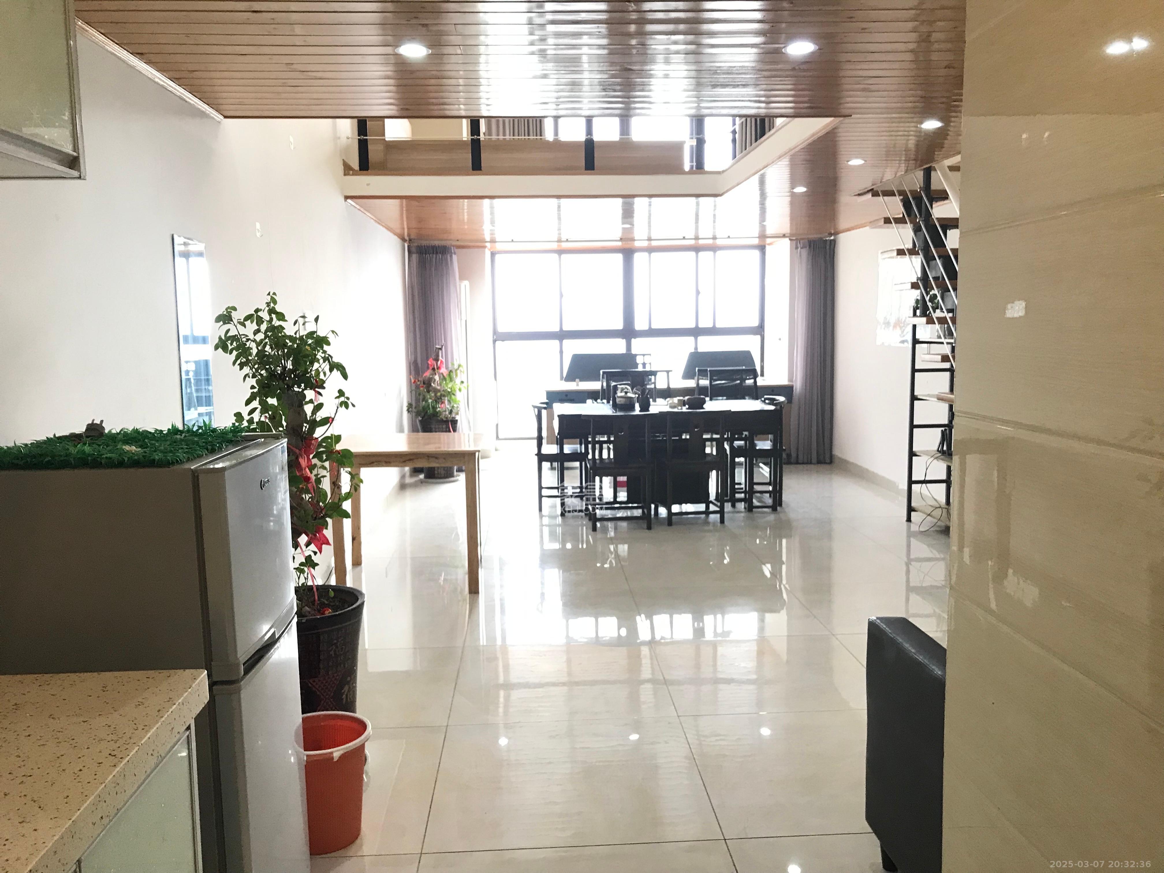 金科时代中心  1室1厅1卫   1700.00元/月室内图