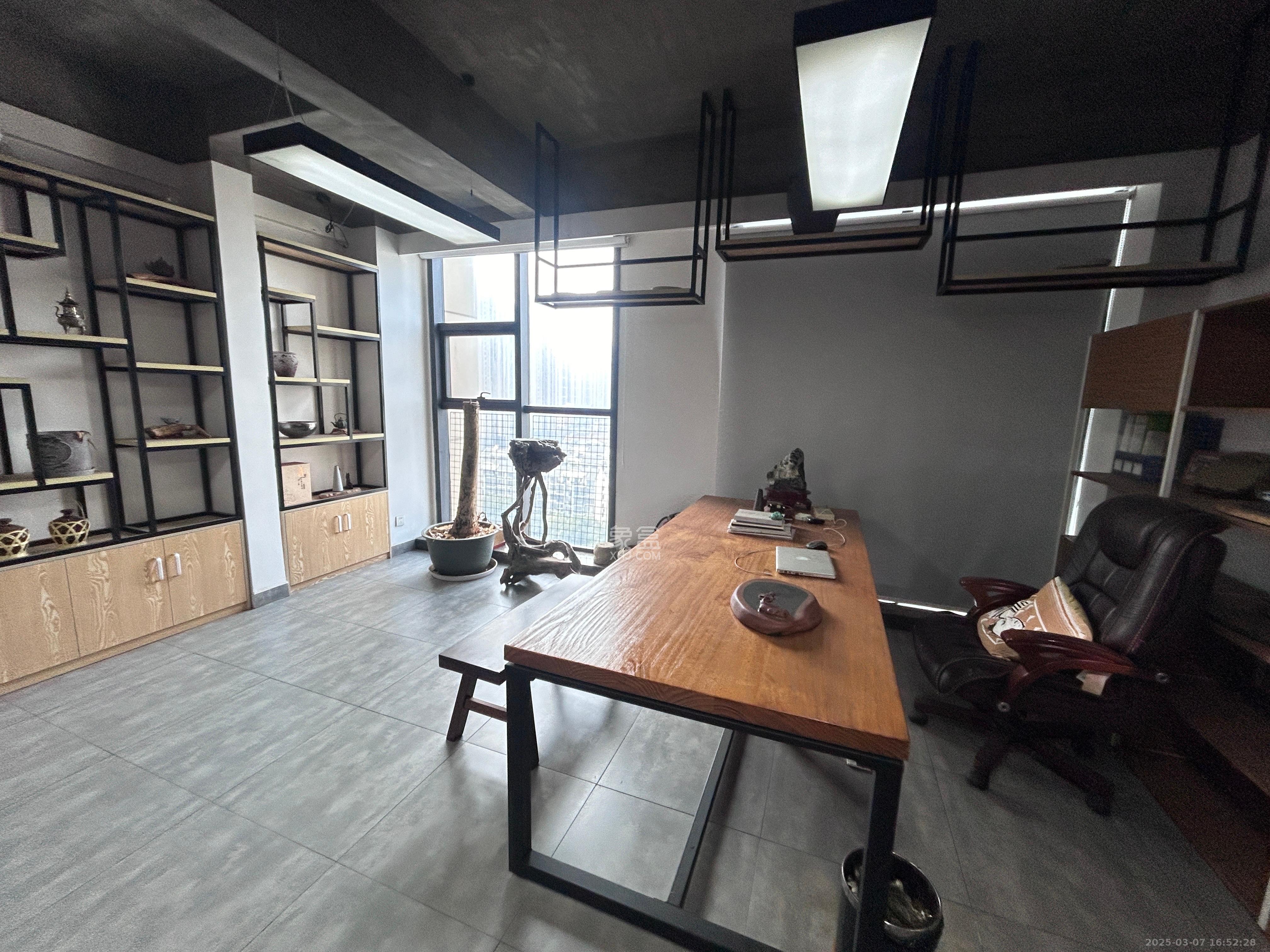 万坤图财富广场 1室1厅0卫 9000.0元/月 万坤图财富广场 1室1厅0卫 9000.0元/月室内图