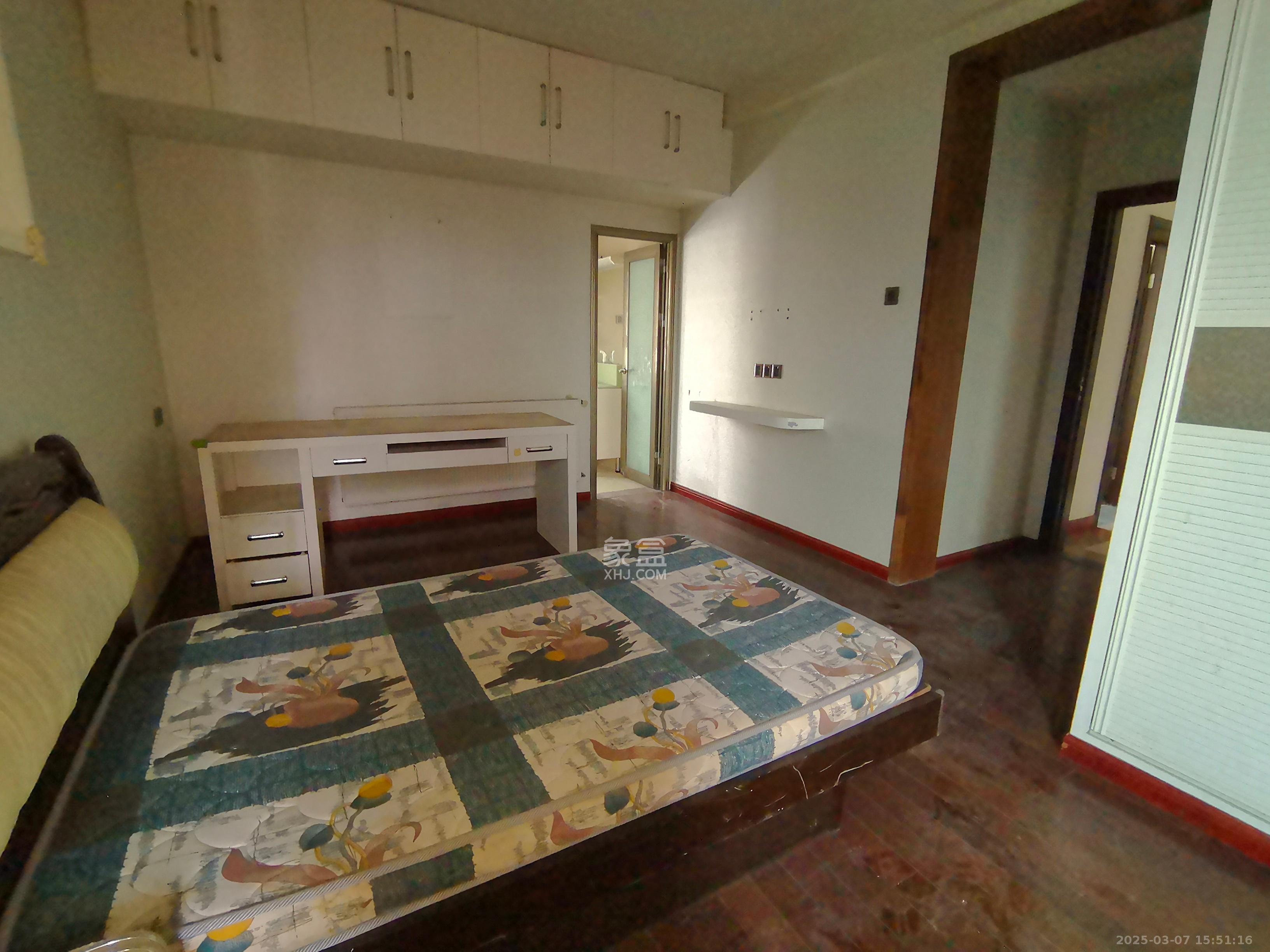 金色华庭  3室2厅2卫    4200.0元/月 金色华庭  3室2厅2卫    4200.0元/月室内图