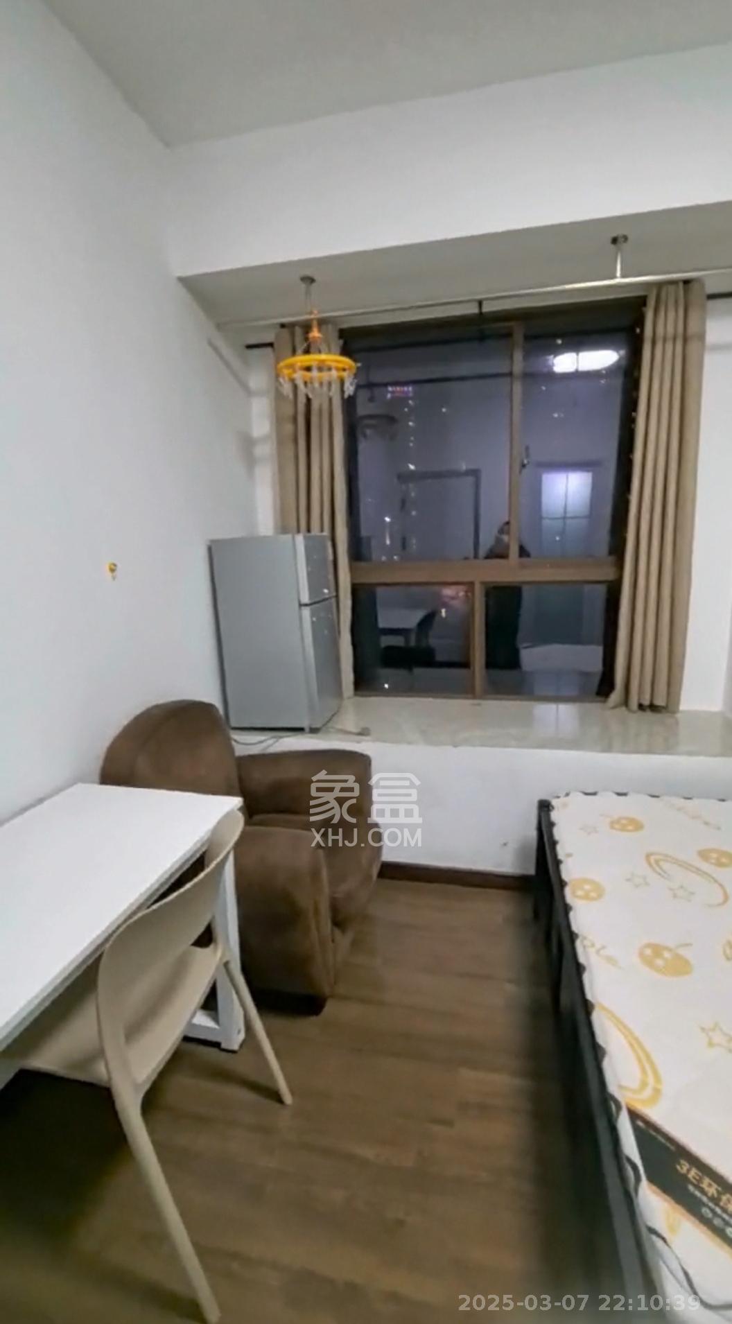 湖湾世景 1室0厅0卫 880.0元/月 湖湾世景 1室0厅0卫 880.0元/月室内图