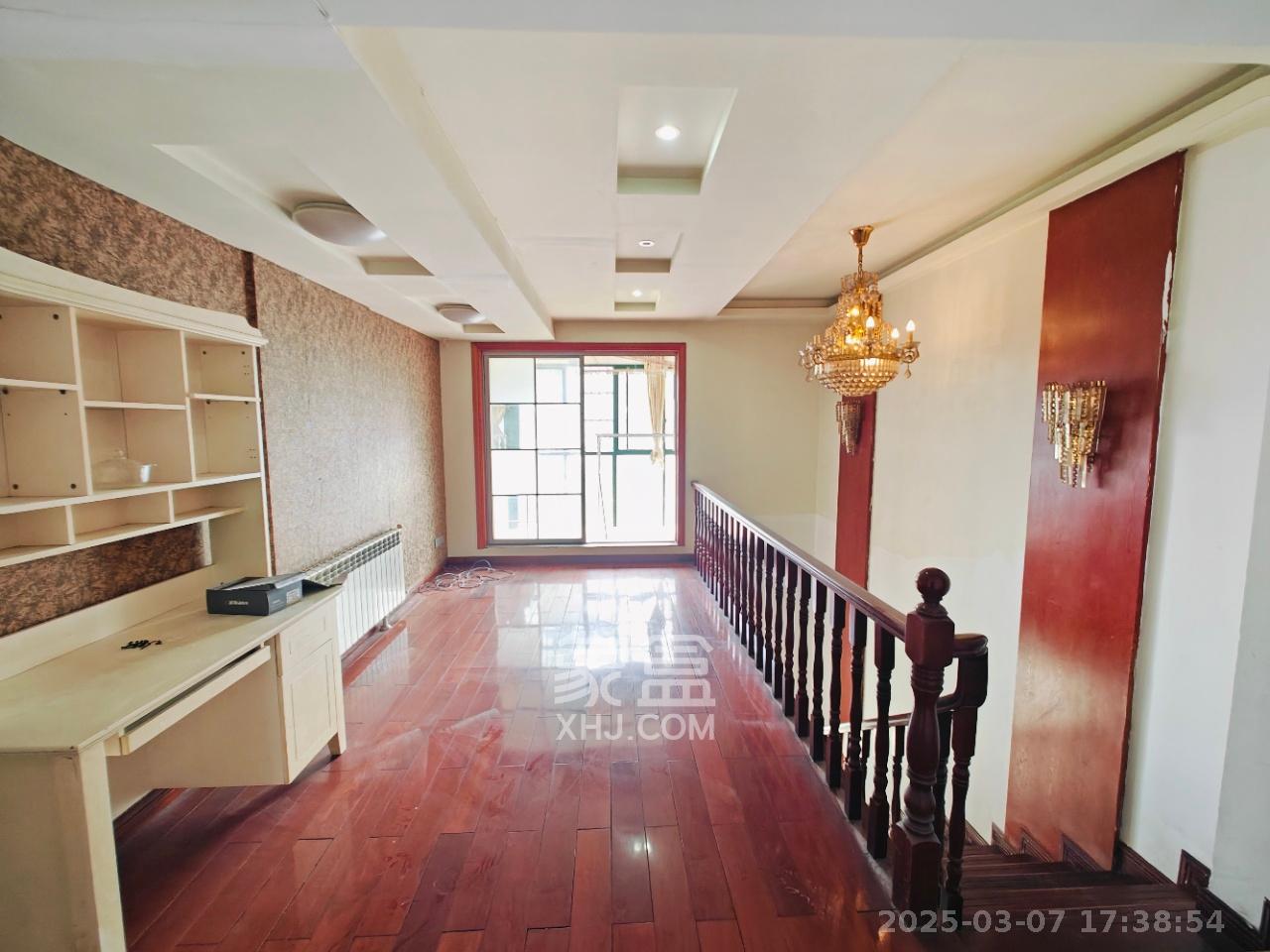 凯乐湘园 7室3厅3卫 5000.0元/月 凯乐湘园 7室3厅3卫 5000.0元/月室内图