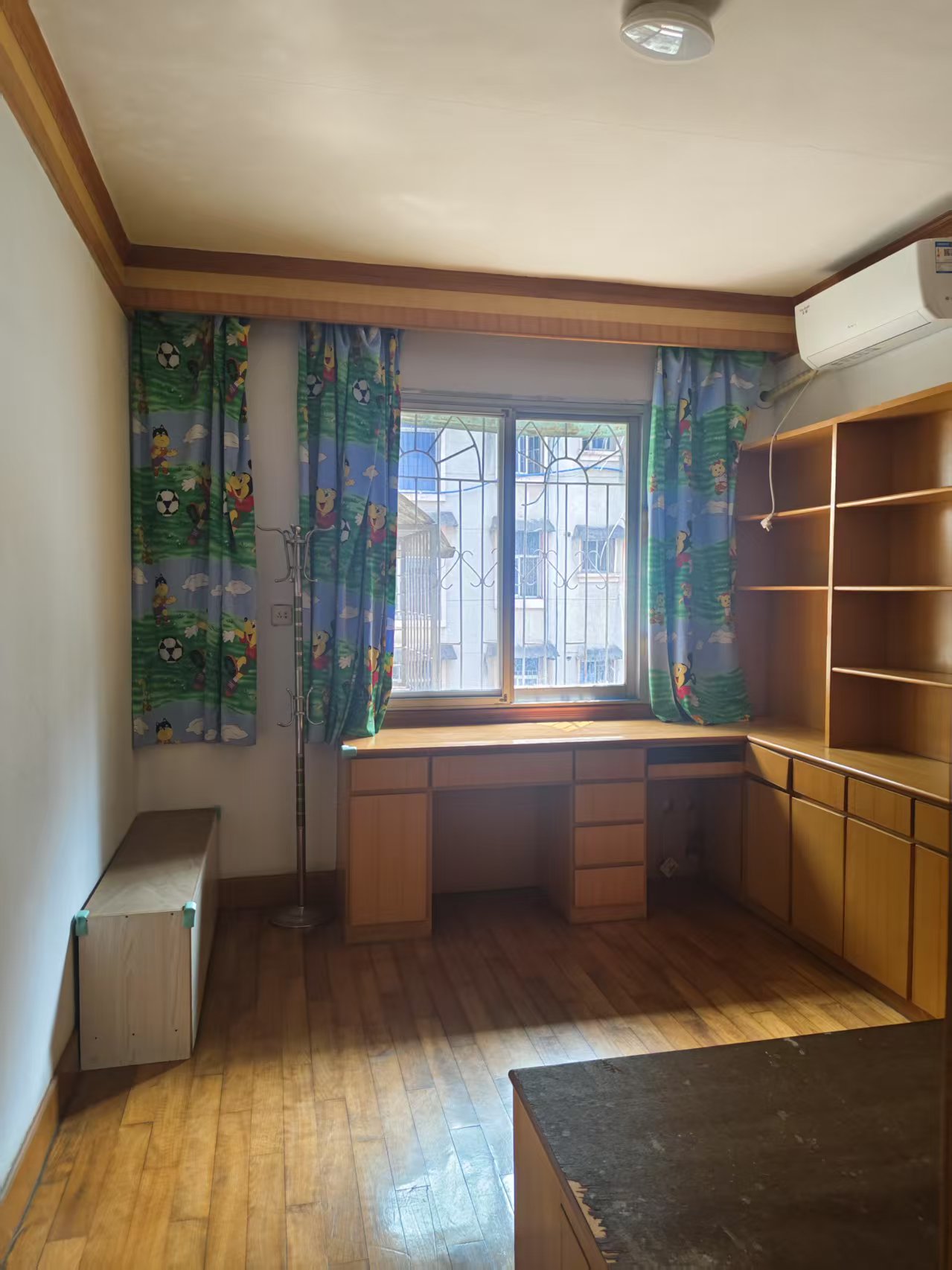 王家小区 3室2厅1卫 42.8万 王家小区 3室2厅1卫 42.8万客厅