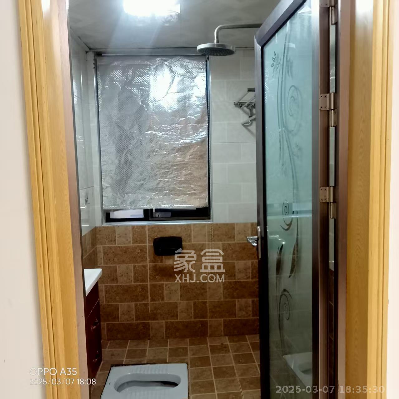 水岸世景  2室1厅1卫   1600.00元/月室内图