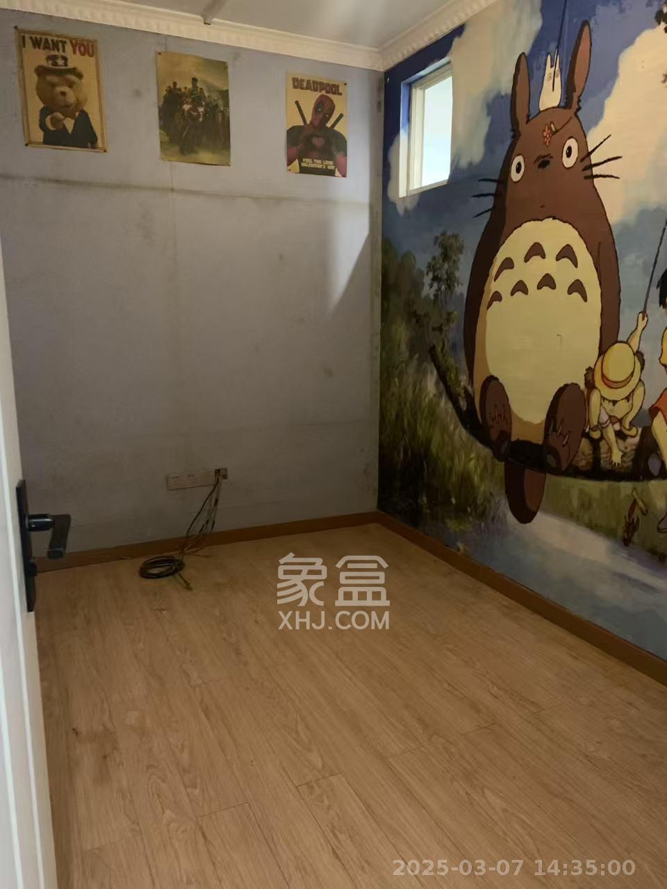 海华嘉园 5室2厅2卫 3500.0元/月 海华嘉园 5室2厅2卫 3500.0元/月室内图