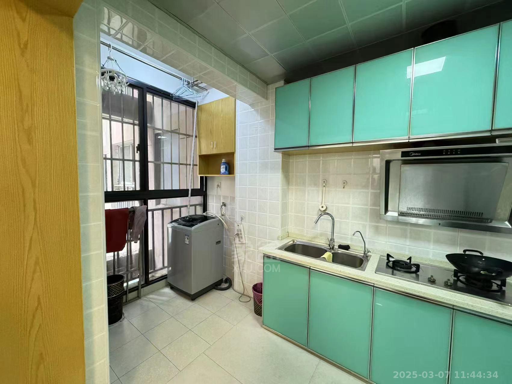 流金岁月-华晨国际 2室1厅1卫 1800.0元/月 流金岁月-华晨国际 2室1厅1卫 1800.0元/月室内图