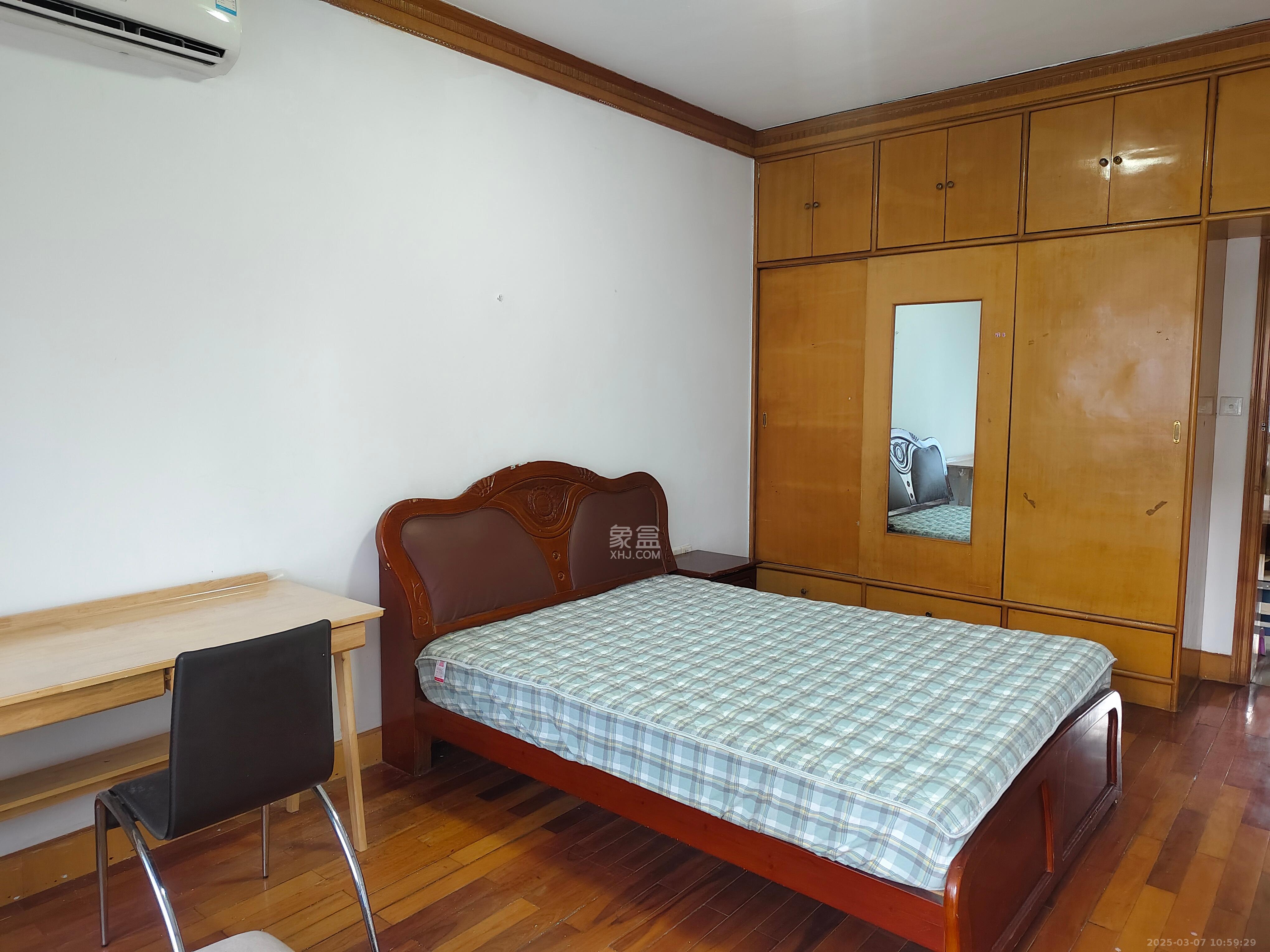 中建五局天心苑  2室2厅1卫   1500.00元/月室内图
