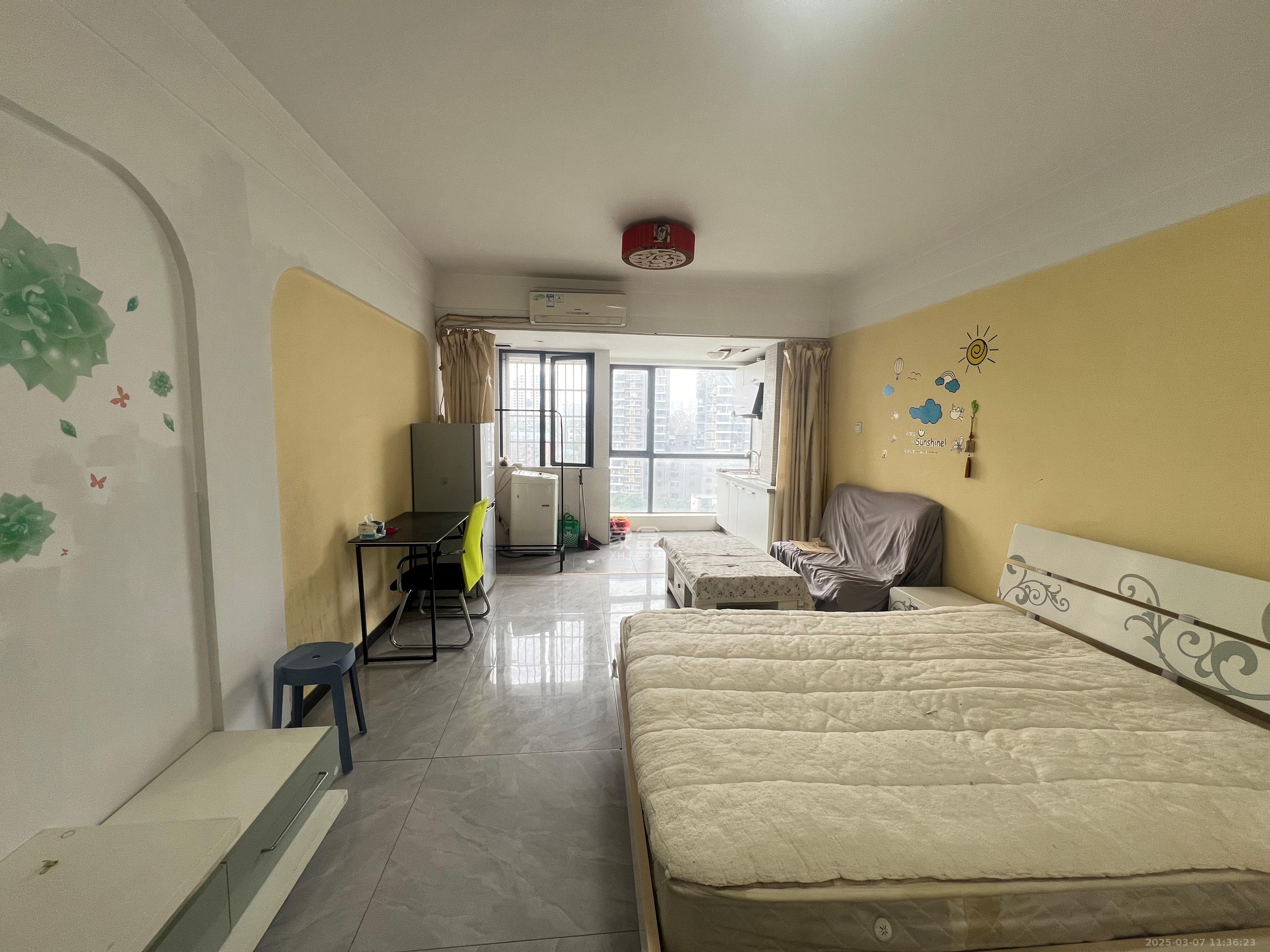 亚商国际  1室1厅1卫    1400.0元/月 亚商国际  1室1厅1卫    1400.0元/月室内图