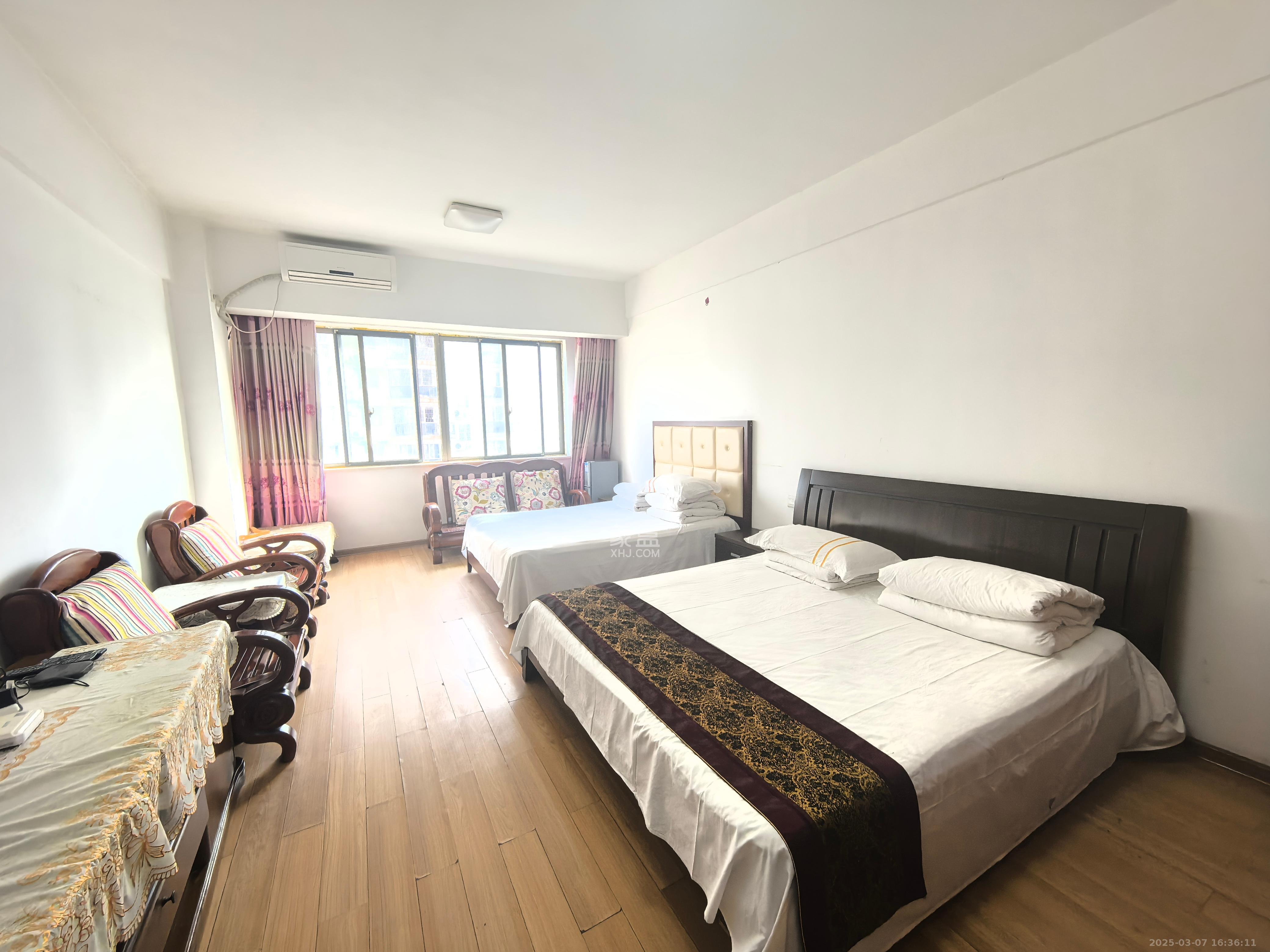 雄海花园 1室1厅1卫 2300.0元/月 雄海花园 1室1厅1卫 2300.0元/月室内图