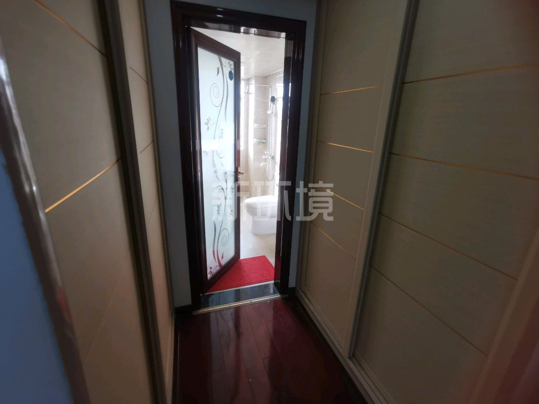 华天城小区  3室2厅2卫   80.00万室内图