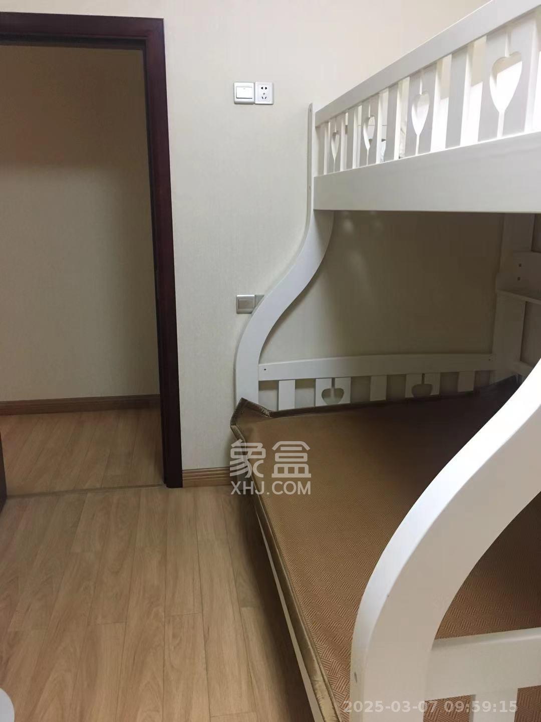 东城港  3室2厅2卫   3500.00元/月室内图