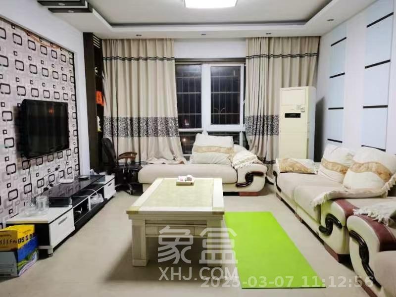 月湖兰庭  2室2厅1卫   2000.00元/月