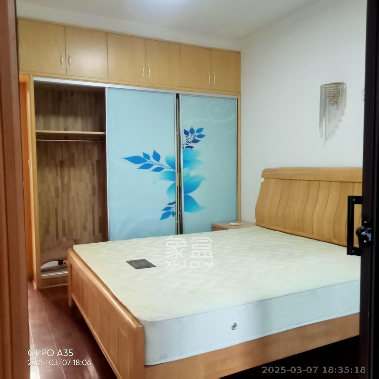 水岸世景  2室1厅1卫   1600.00元/月室内图
