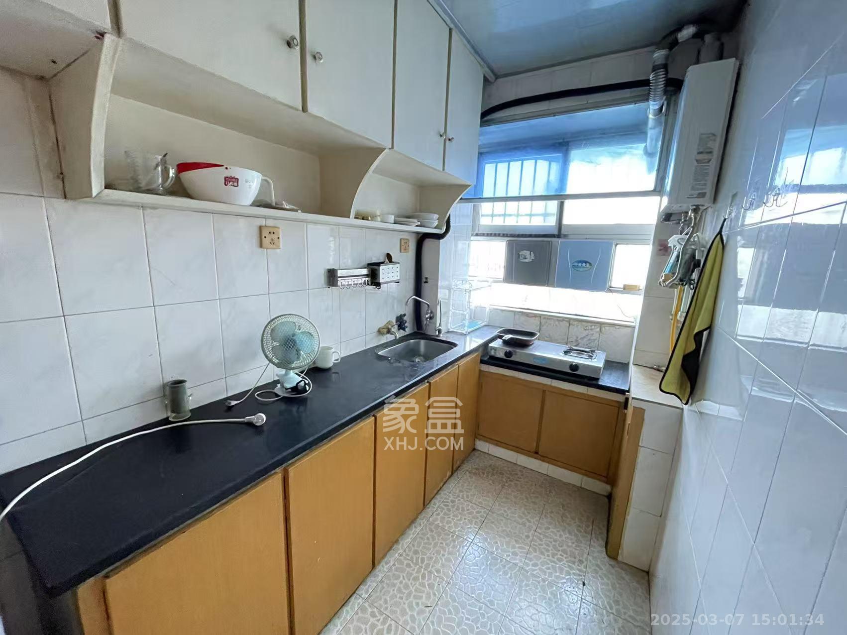 赤岗冲住宅楼（三合公寓）  3室1厅1卫   1600.00元/月室内图