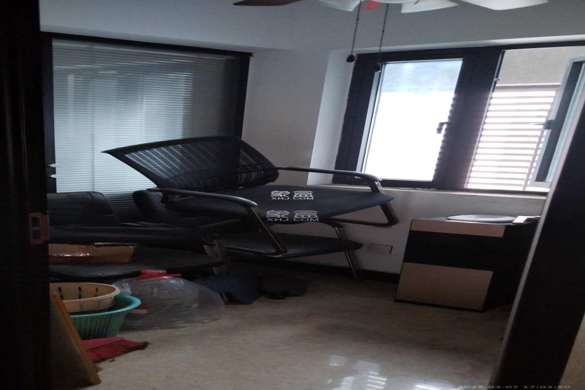 德思勤城市广场(宝格丽公寓) 4室2厅1卫 4800.0元/月 德思勤城市广场(宝格丽公寓) 4室2厅1卫 4800.0元/月室内图