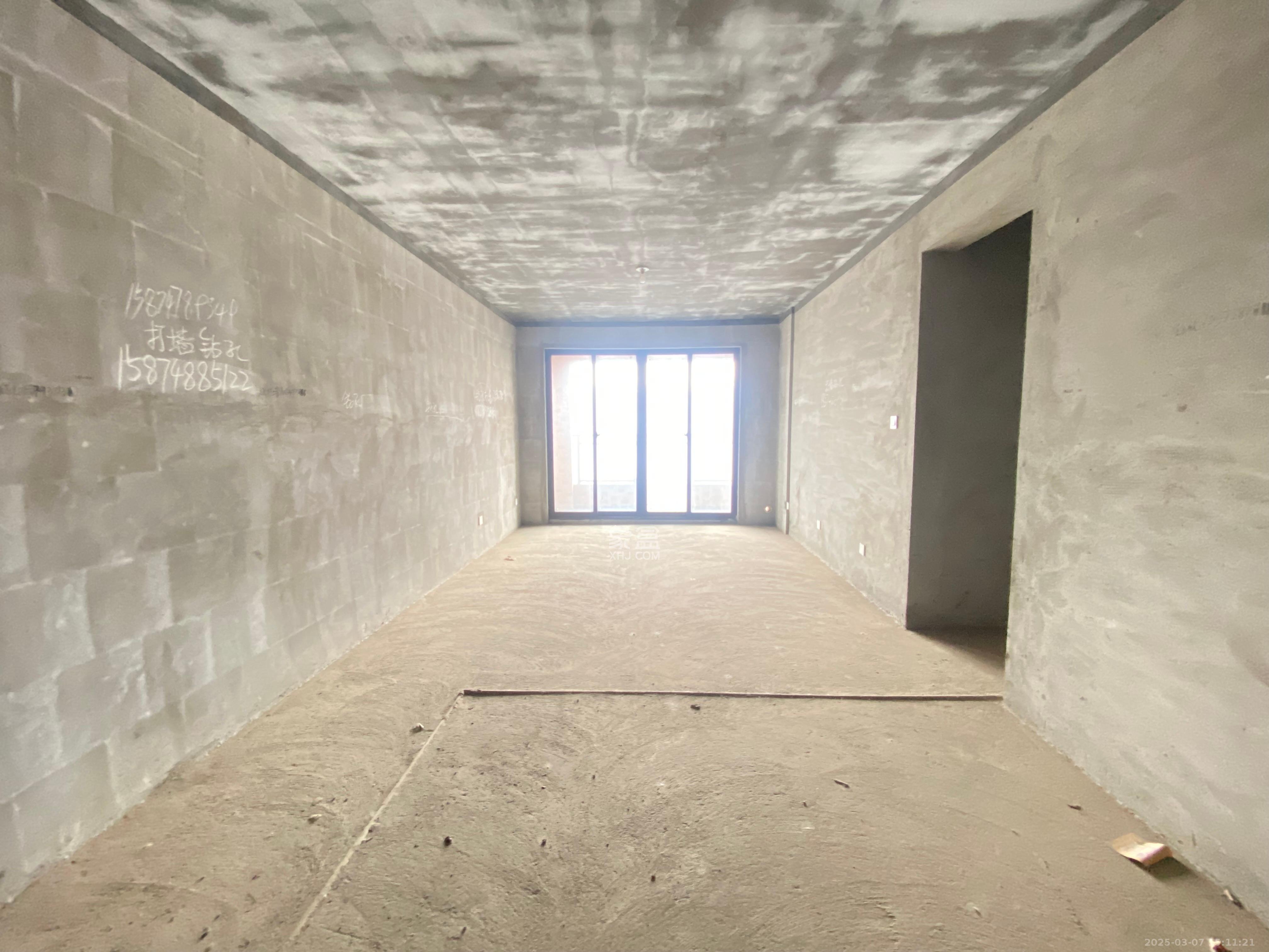 未来漫城 3室2厅1卫 1500.0元/月 未来漫城 3室2厅1卫 1500.0元/月室内图