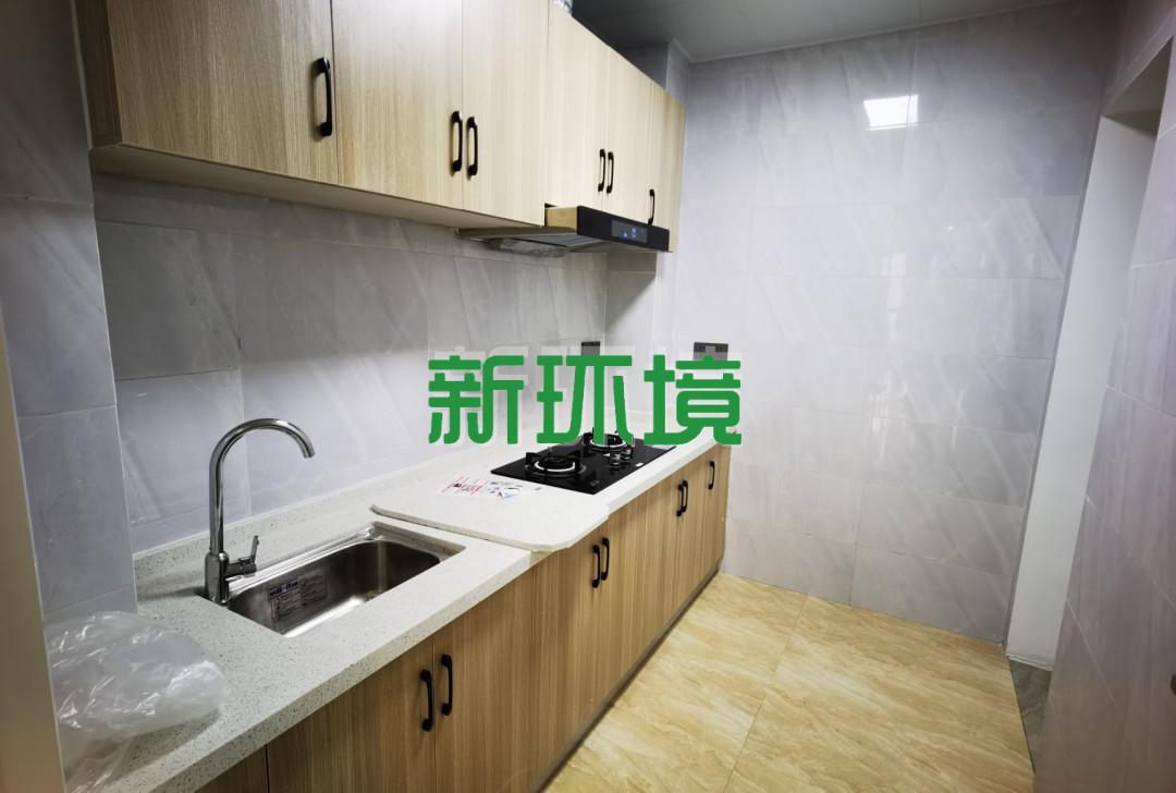 中天鹭鸶湾一期  3室2厅1卫   72.80万客厅
