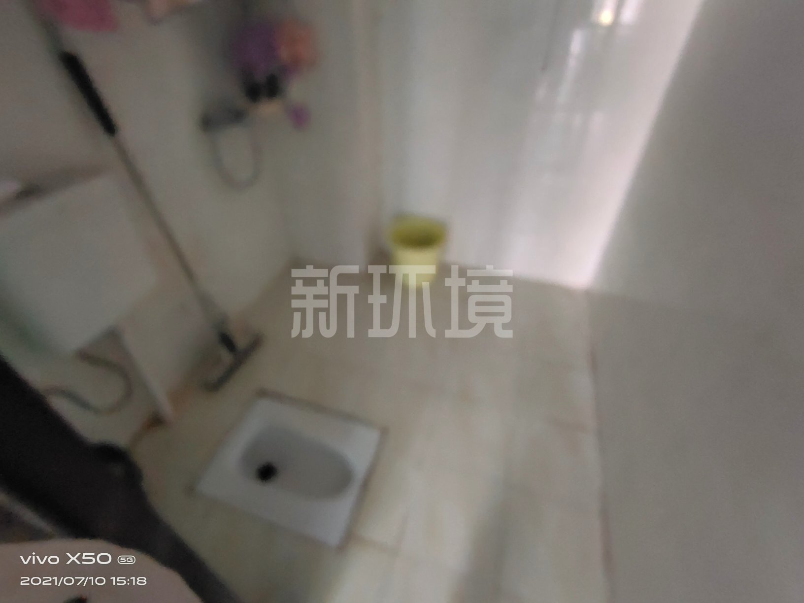 澧园金丰  3室2厅1卫   91.80万客厅