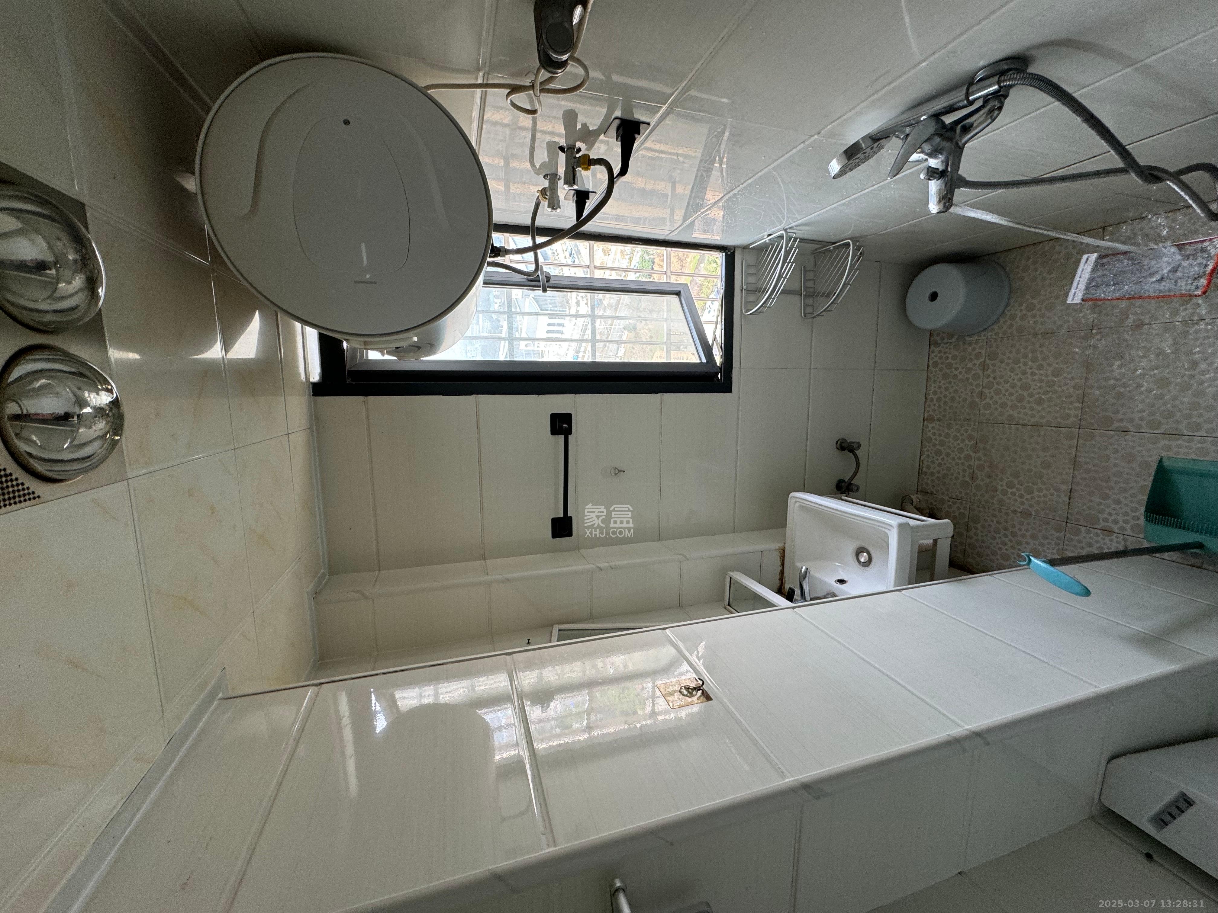 嘉顺苑 1室1厅1卫 1300.0元/月 嘉顺苑 1室1厅1卫 1300.0元/月室内图