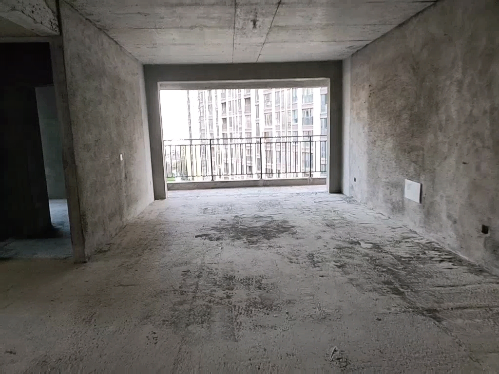 山水印象  4室2厅2卫    120.0万 山水印象  4室2厅2卫    120.0万室内图1