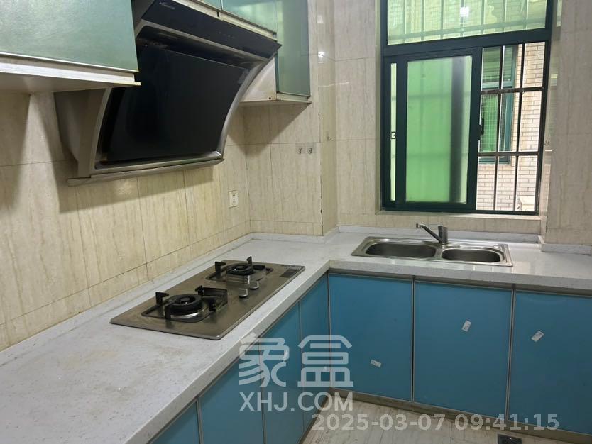 高桥财富大厦  2室1厅1卫   2800.00元/月室内图