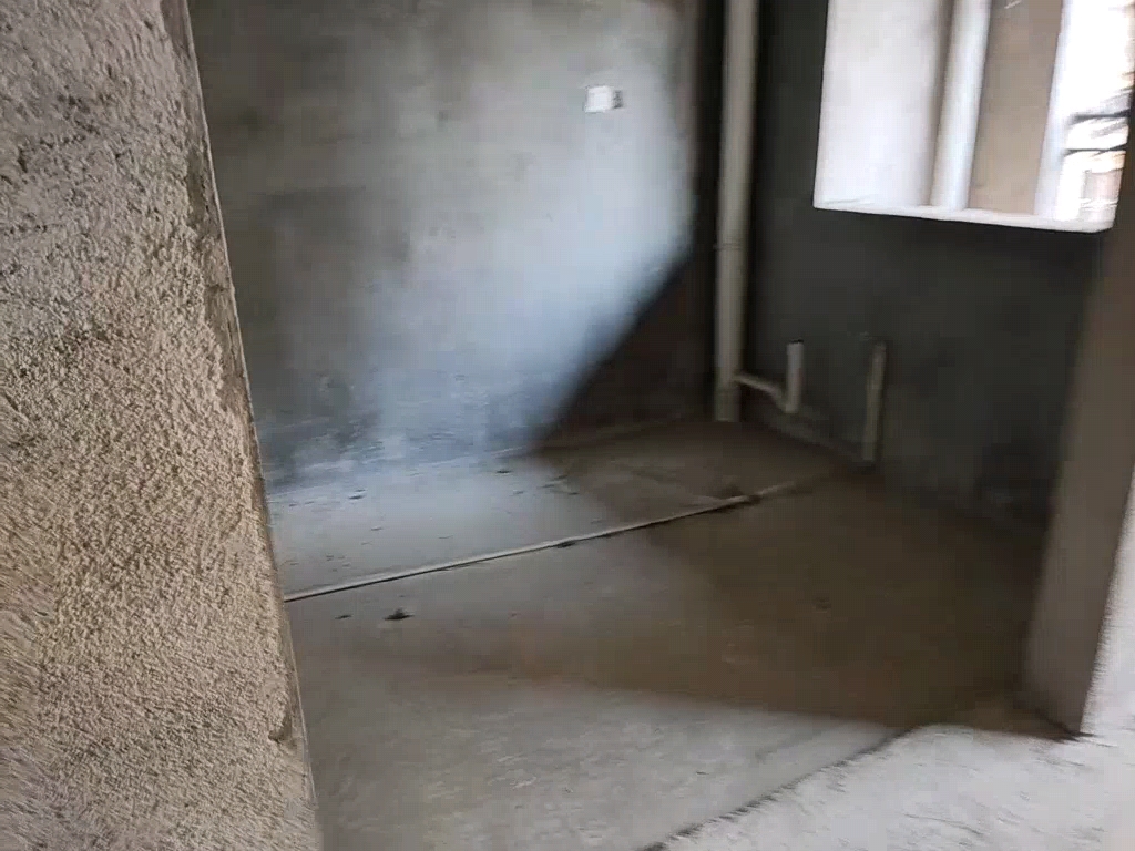 山水印象  4室2厅2卫    120.0万 山水印象  4室2厅2卫    120.0万客厅