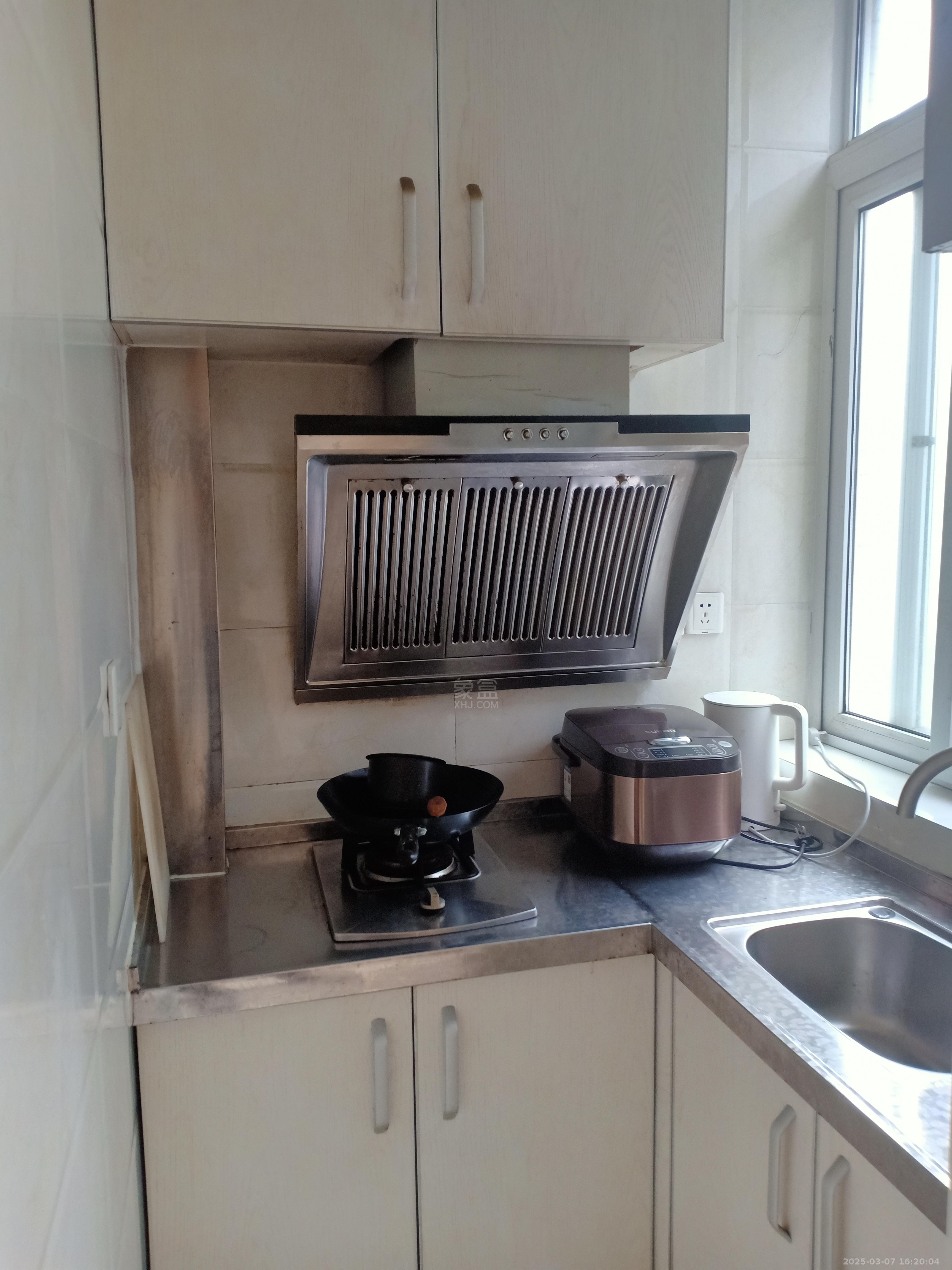 蓝筹公寓1栋 1室1厅1卫 1000.0元/月 蓝筹公寓1栋 1室1厅1卫 1000.0元/月室内图