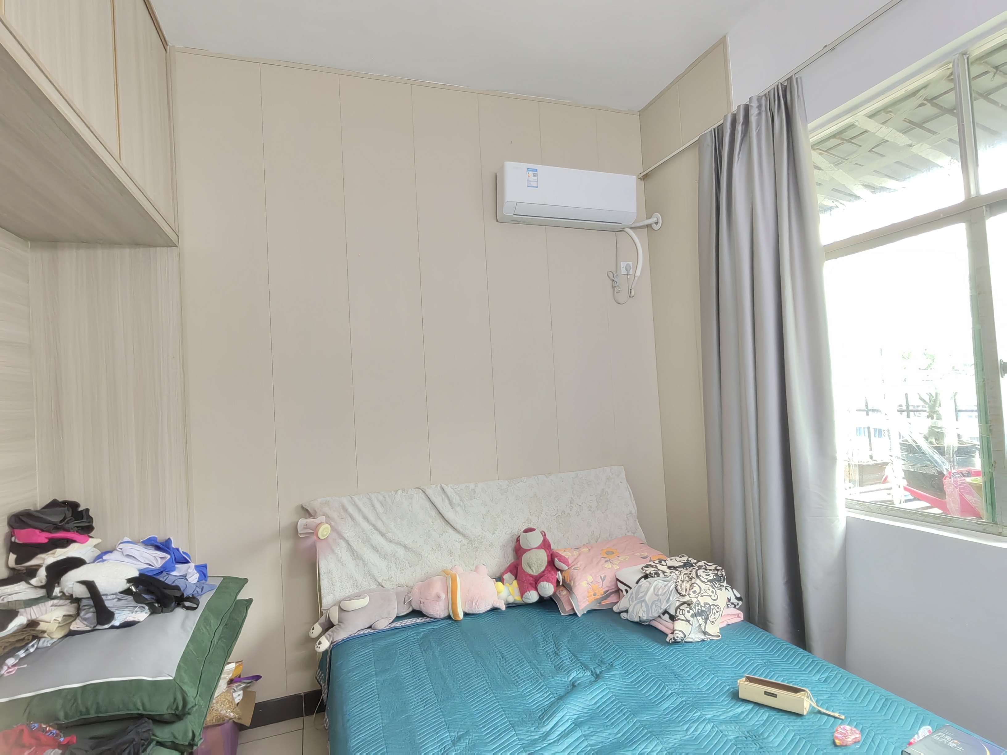 立天公寓 2室2厅1卫 56.0万 立天公寓 2室2厅1卫 56.0万客厅