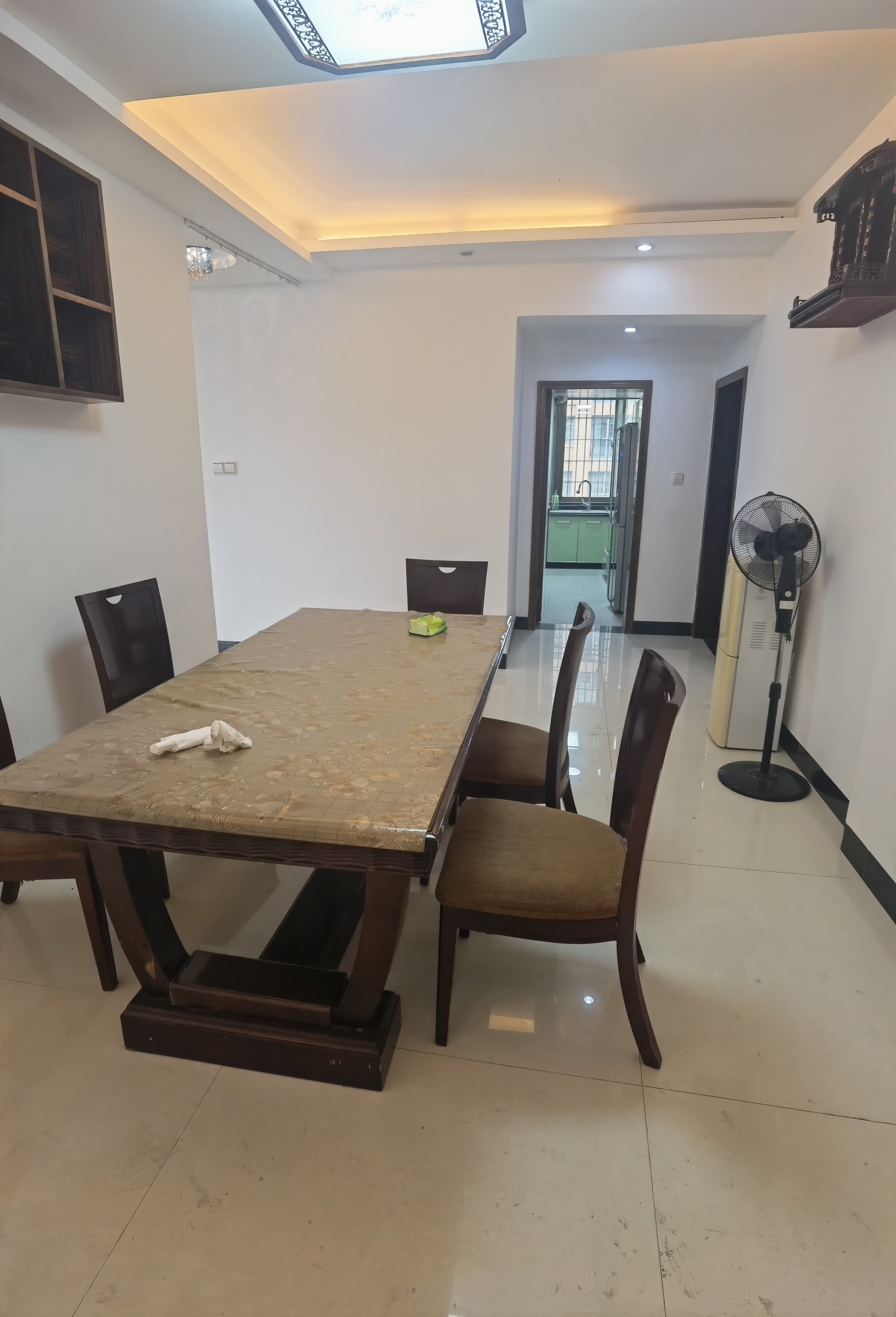 鸿都苑 3室2厅2卫 49.8万 鸿都苑 3室2厅2卫 49.8万客厅