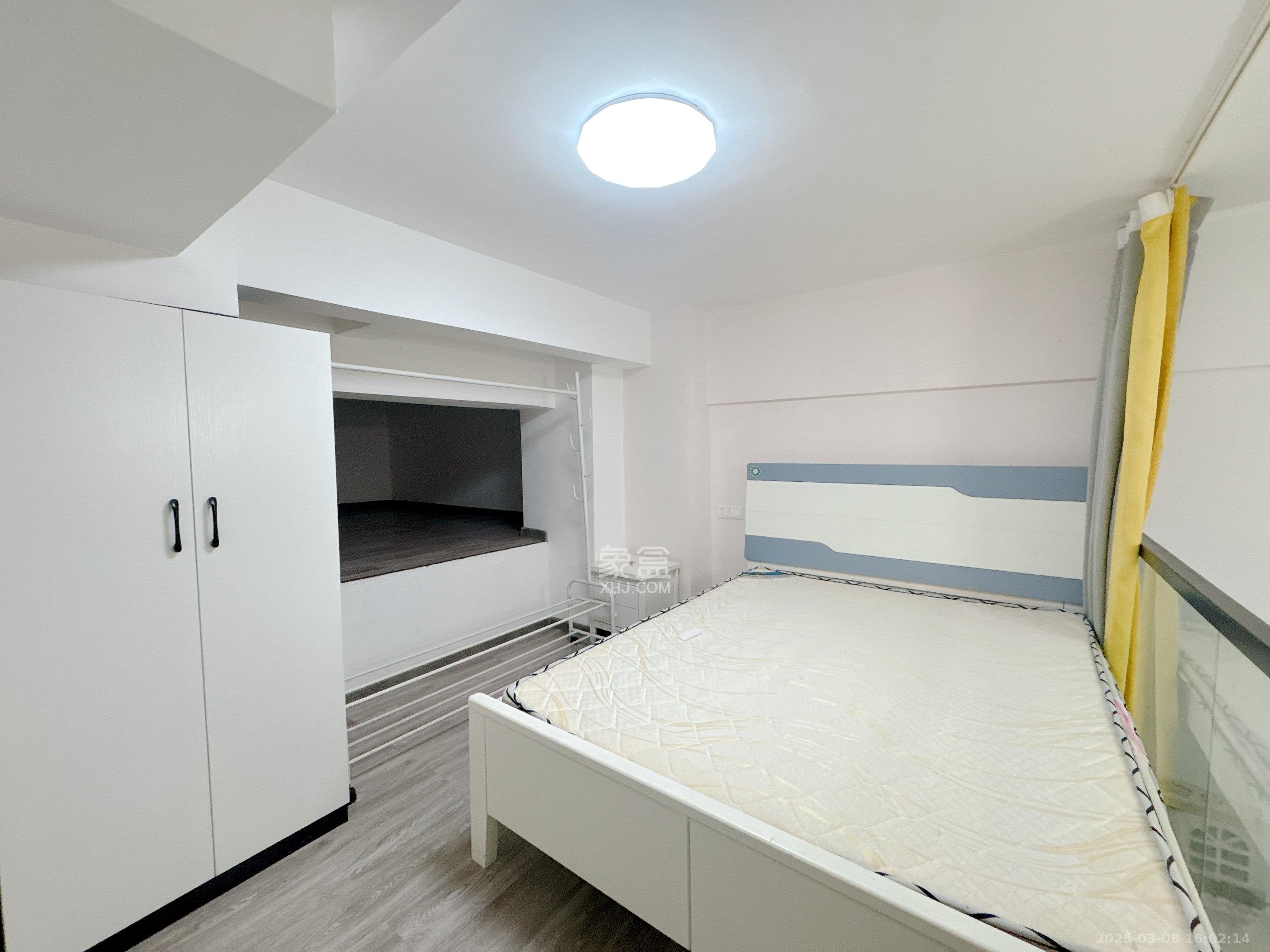 润和国际广场  3室1厅1卫    2500.0元/月 润和国际广场  3室1厅1卫    2500.0元/月室内图