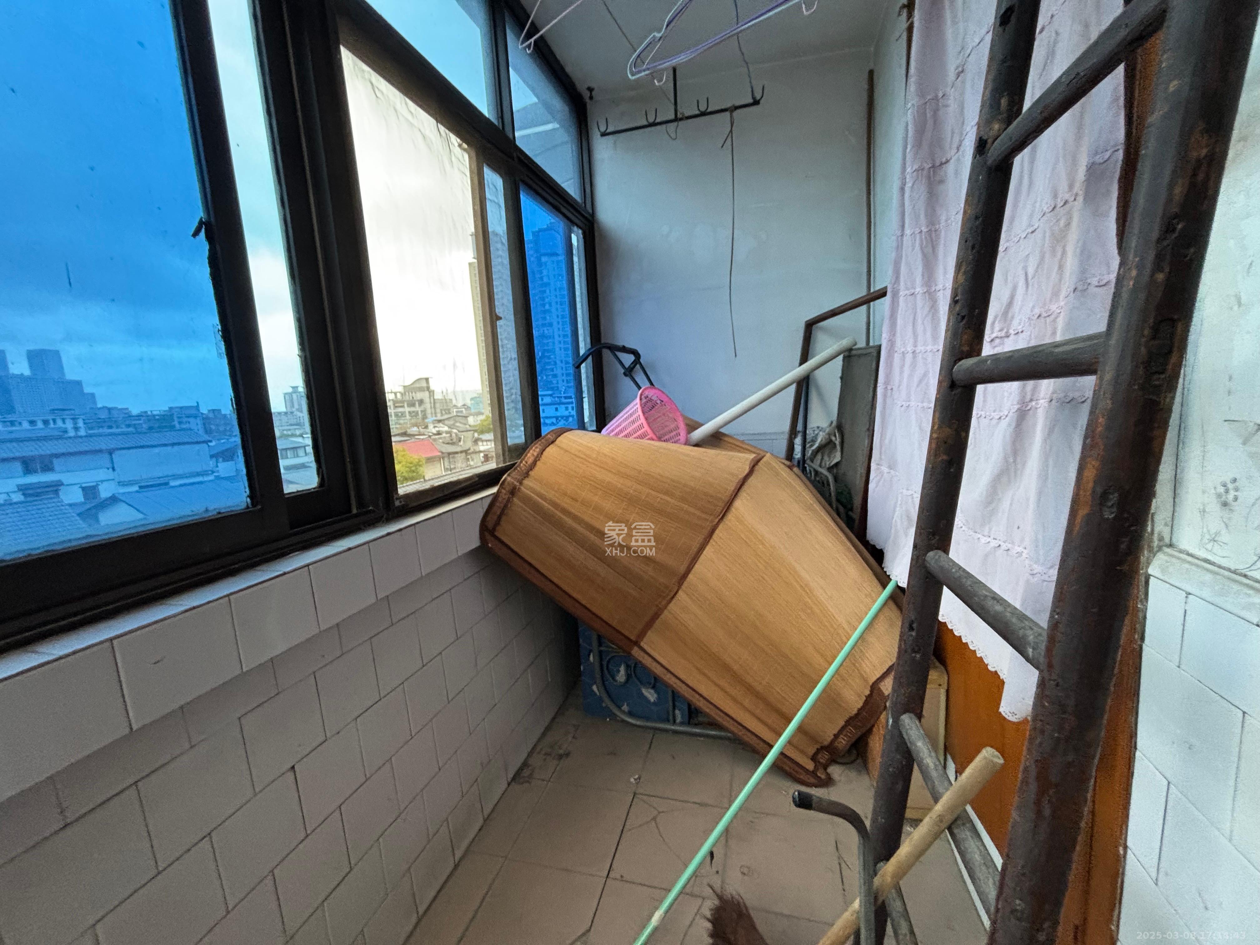 都正街散盘 2室1厅1卫 1600.0元/月 都正街散盘 2室1厅1卫 1600.0元/月室内图