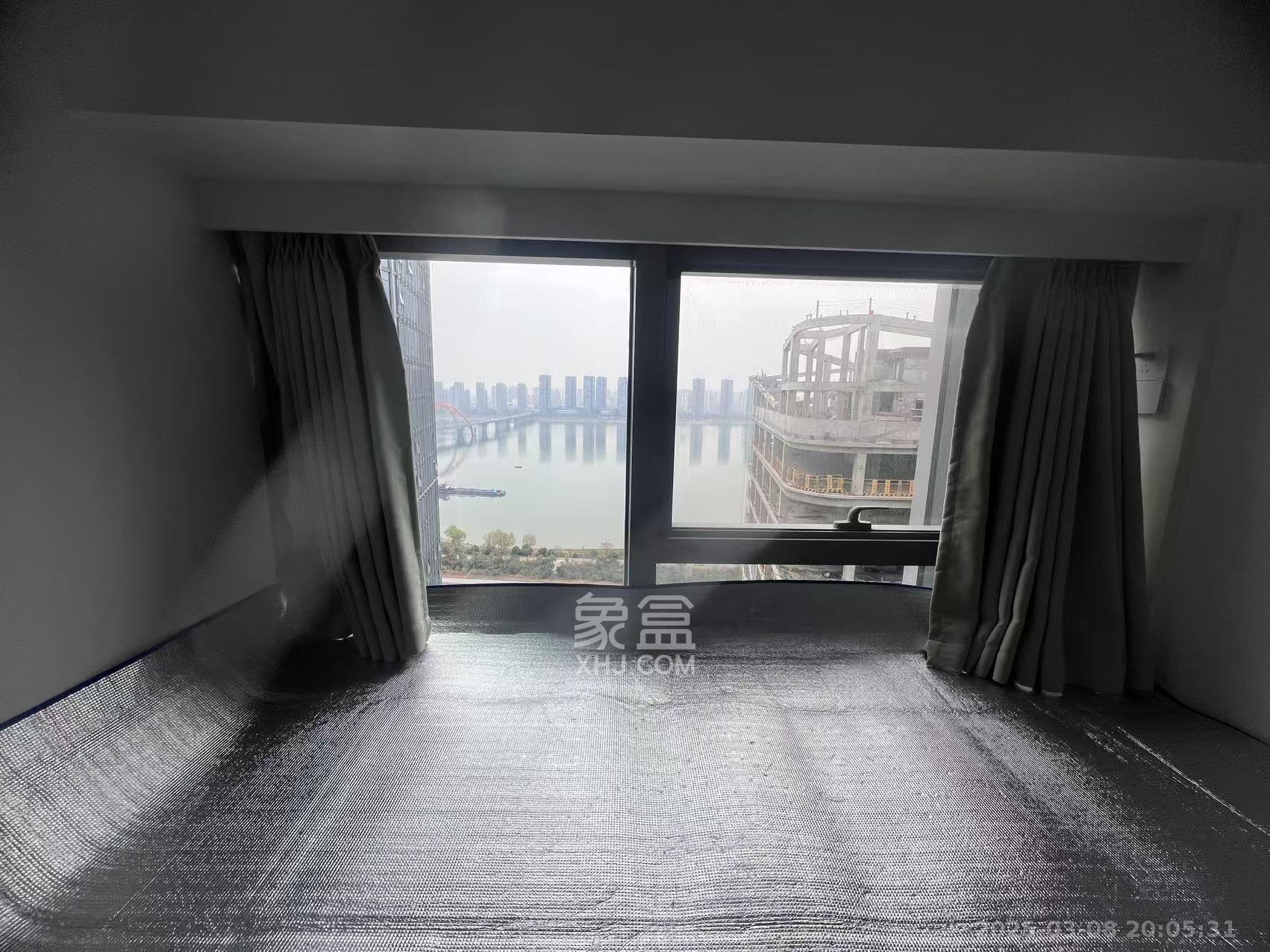 复地滨江金融中心 2室1厅2卫 3500.0元/月 复地滨江金融中心 2室1厅2卫 3500.0元/月室内图