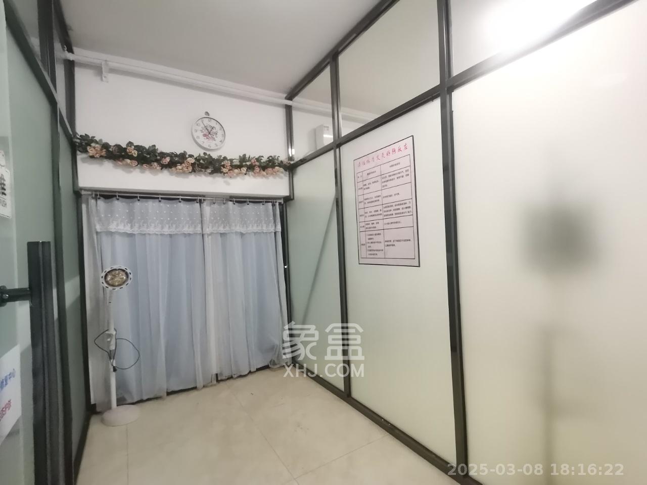 中建芙蓉嘉苑  2室1厅1卫   2200.00元/月室内图