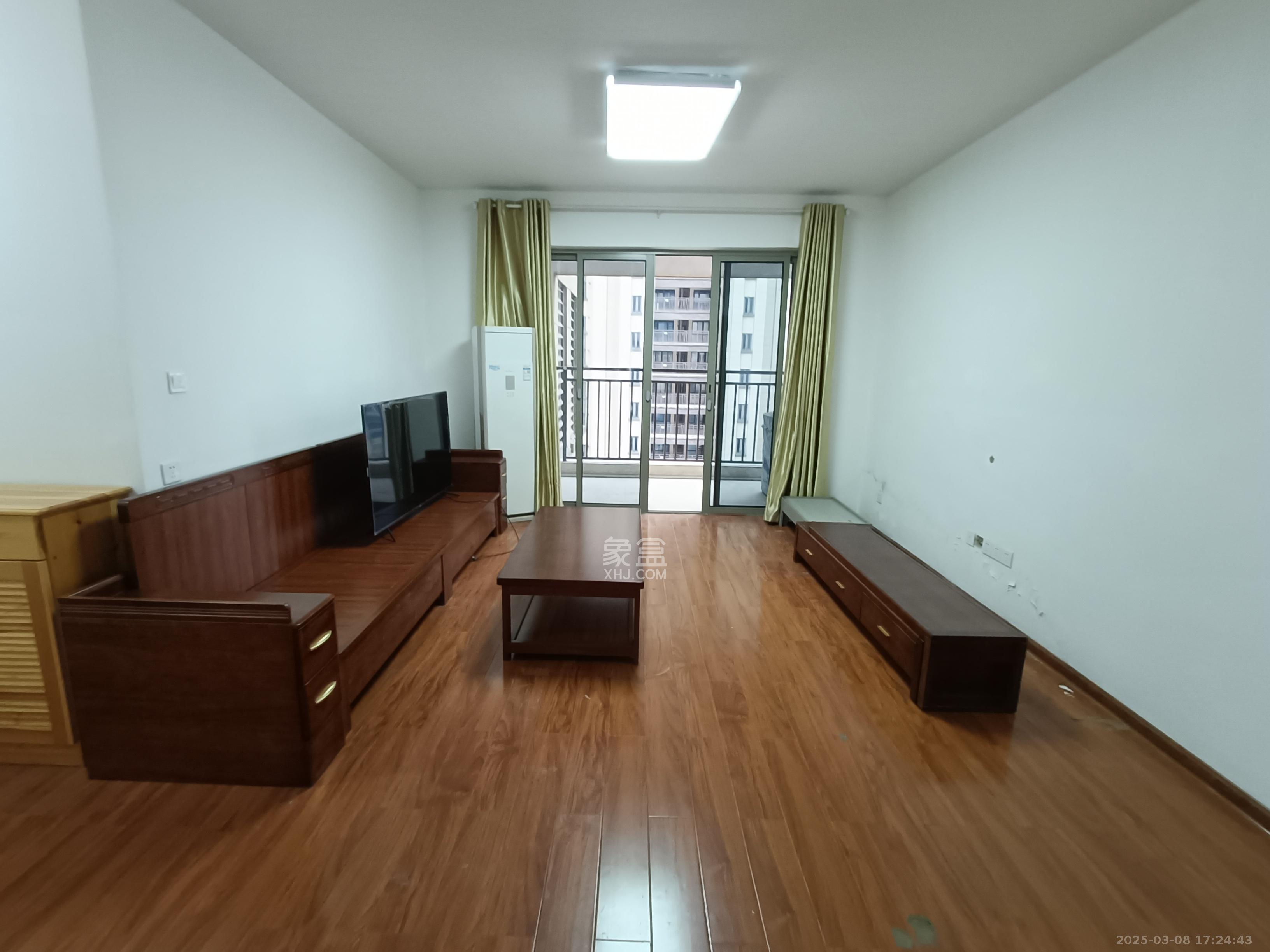 梅溪湖金茂悦(金悦雅苑) 4室2厅1卫 4000.0元/月 梅溪湖金茂悦(金悦雅苑) 4室2厅1卫 4000.0元/月室内图