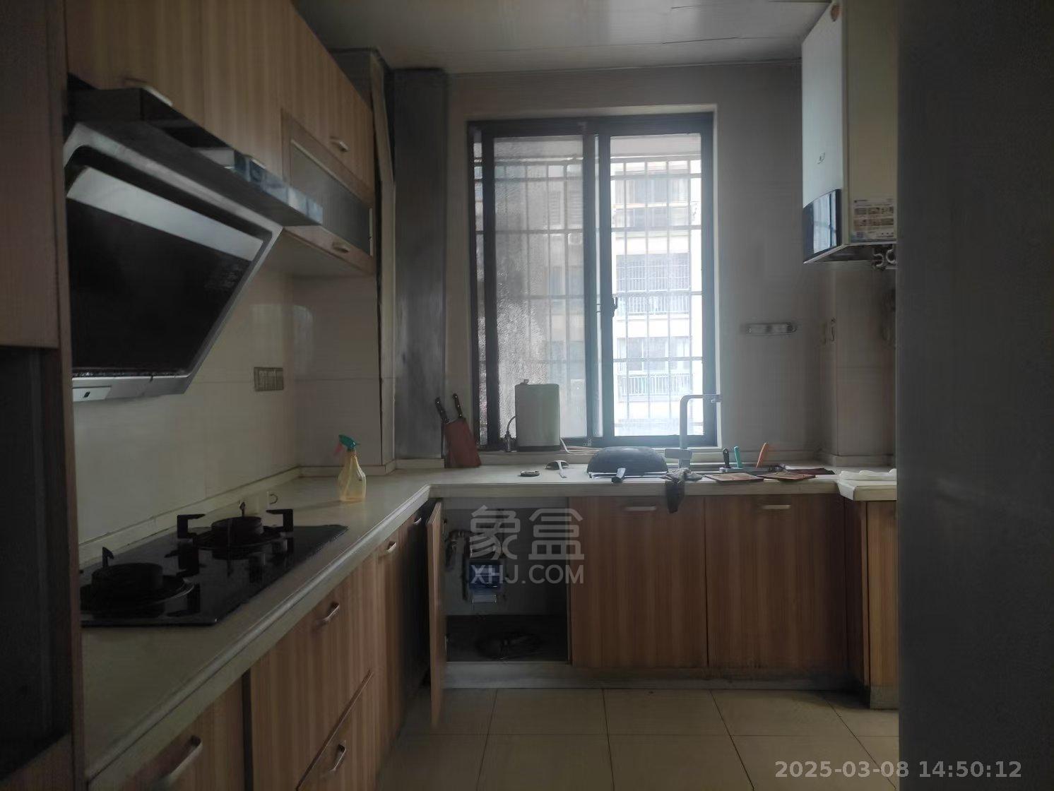 尚格名城香榭丽舍 3室2厅1卫 1800.0元/月 尚格名城香榭丽舍 3室2厅1卫 1800.0元/月室内图