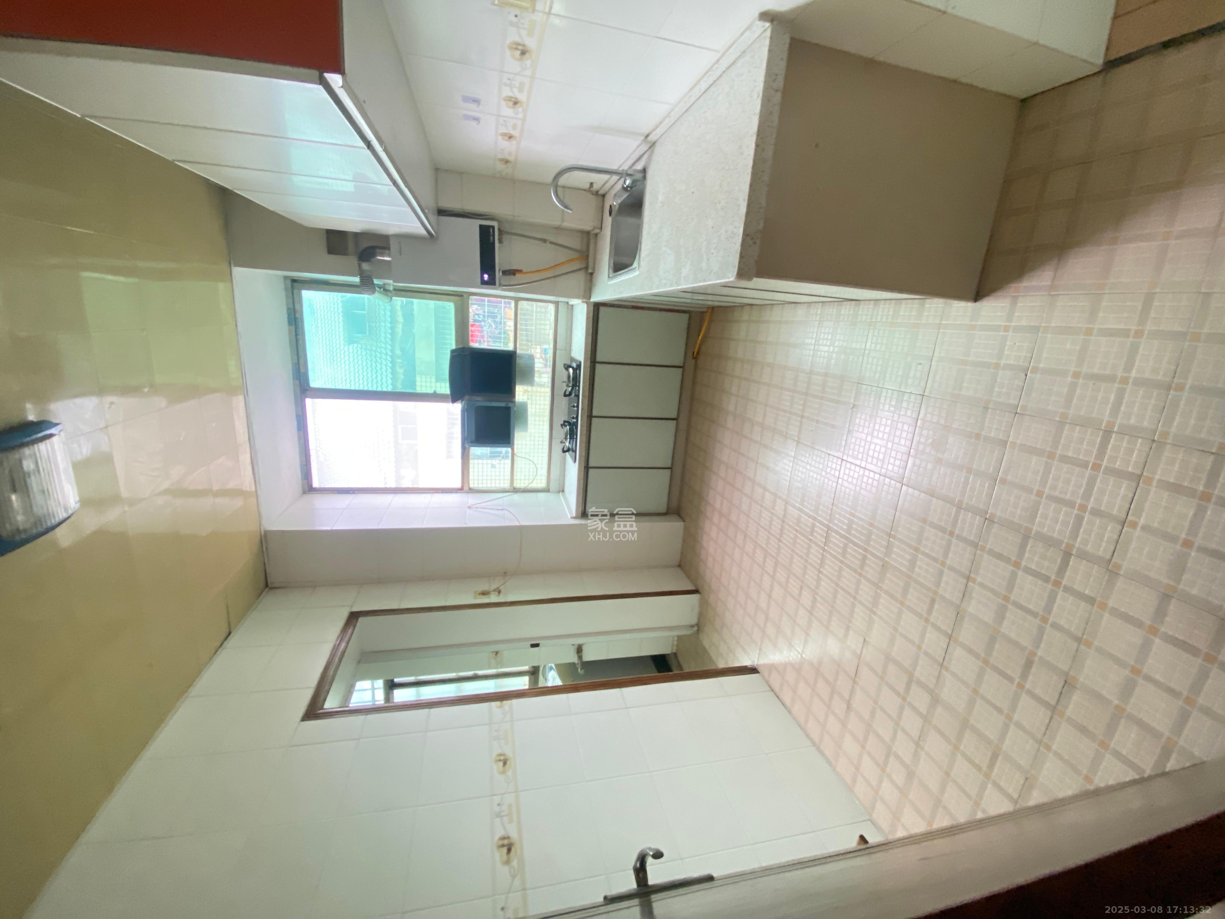 泉塘小区  2室2厅1卫    1300.0元/月 泉塘小区  2室2厅1卫    1300.0元/月室内图