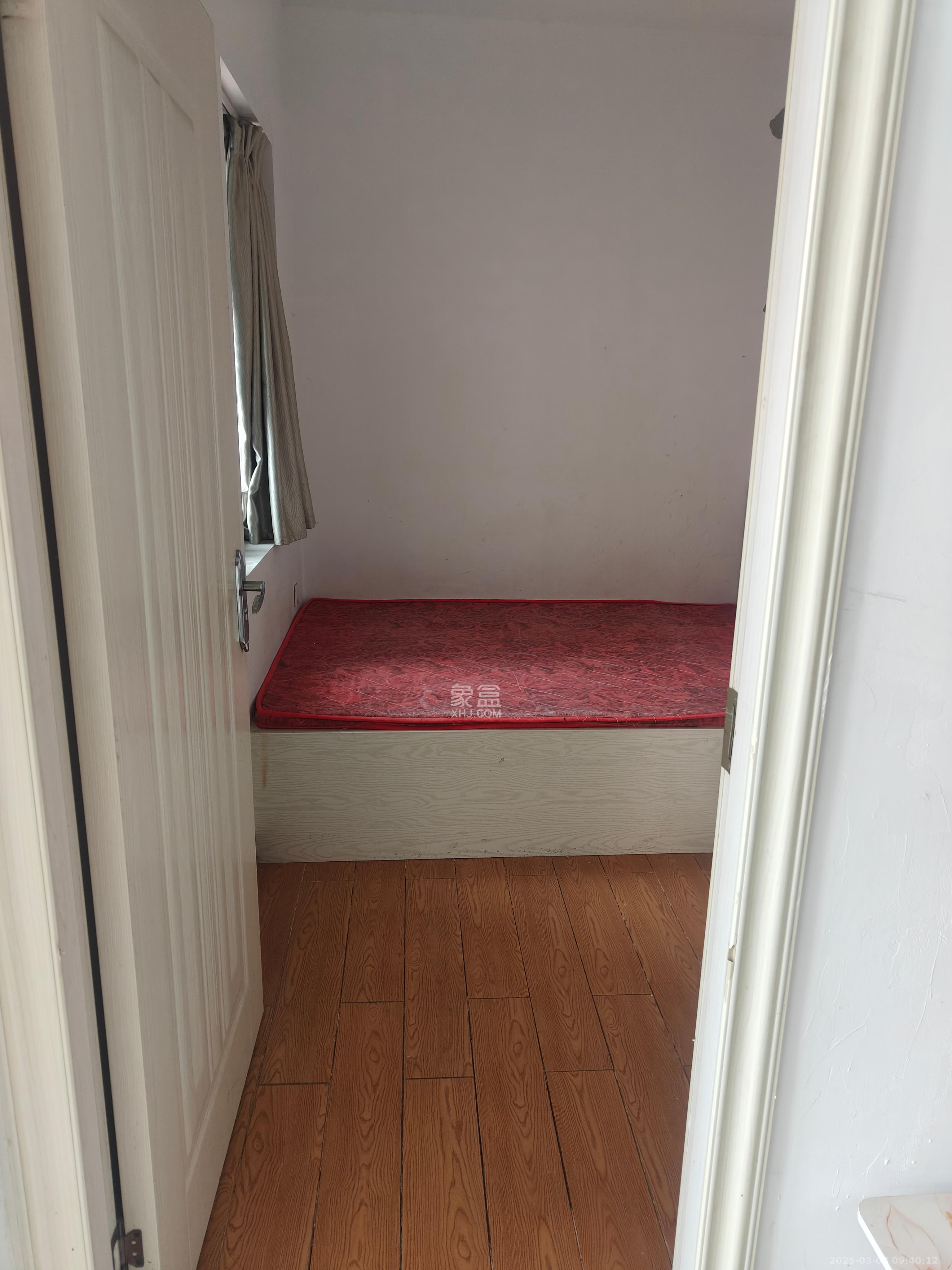 蝴蝶谷 1室1厅1卫 1200.0元/月 蝴蝶谷 1室1厅1卫 1200.0元/月室内图