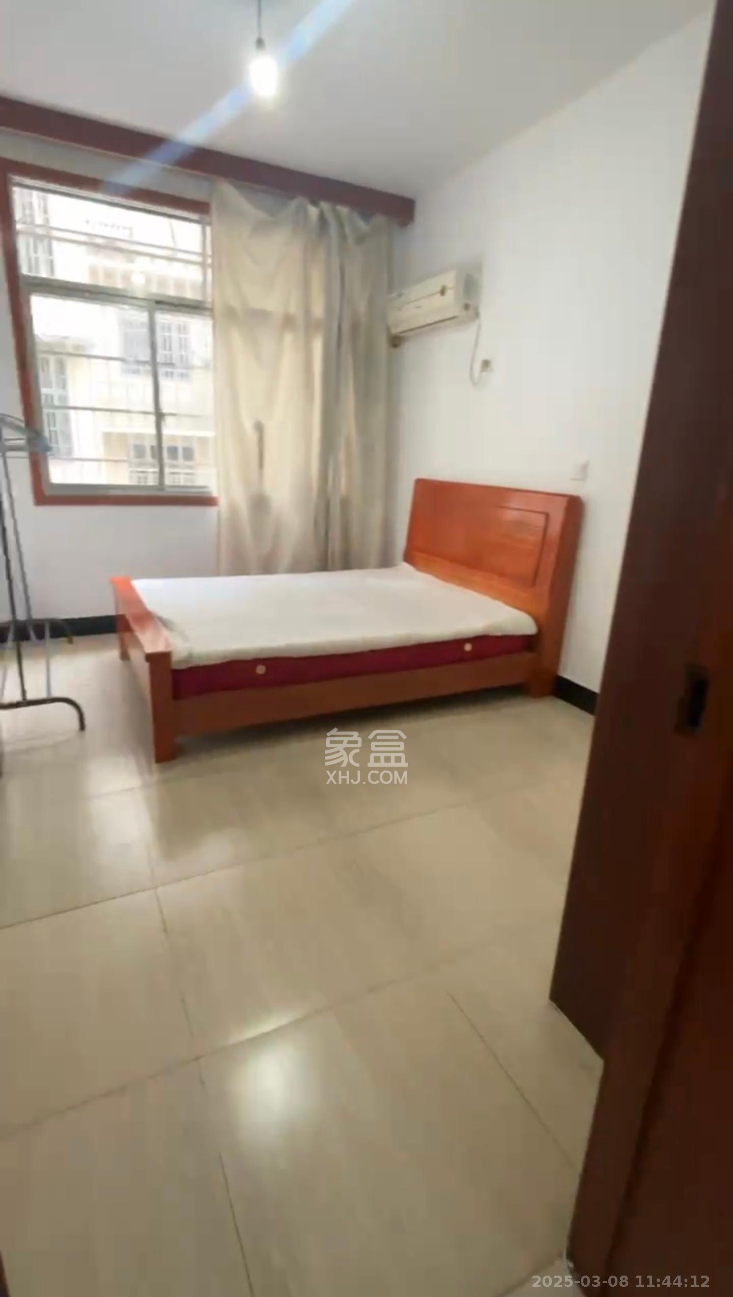 欣欣新村 3室2厅2卫 2000.0元/月 欣欣新村 3室2厅2卫 2000.0元/月室内图