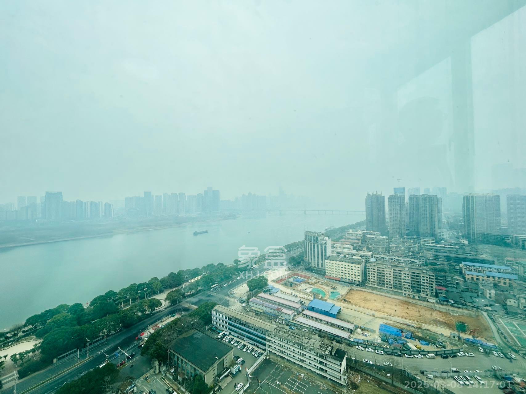 华盛新外滩  3室2厅2卫   4000.00元/月室内图