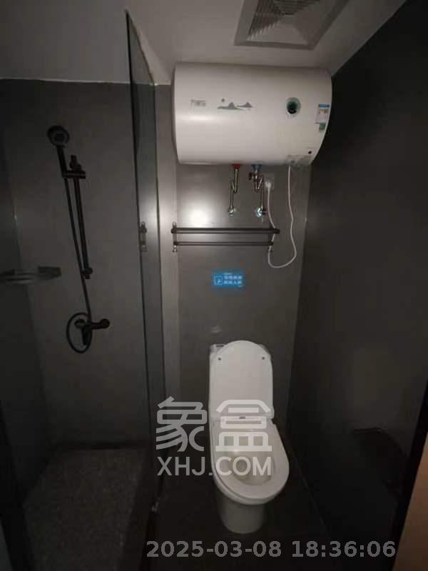 保利天禧EF区  1室1厅1卫    1800.0元/月 保利天禧EF区  1室1厅1卫    1800.0元/月室内图