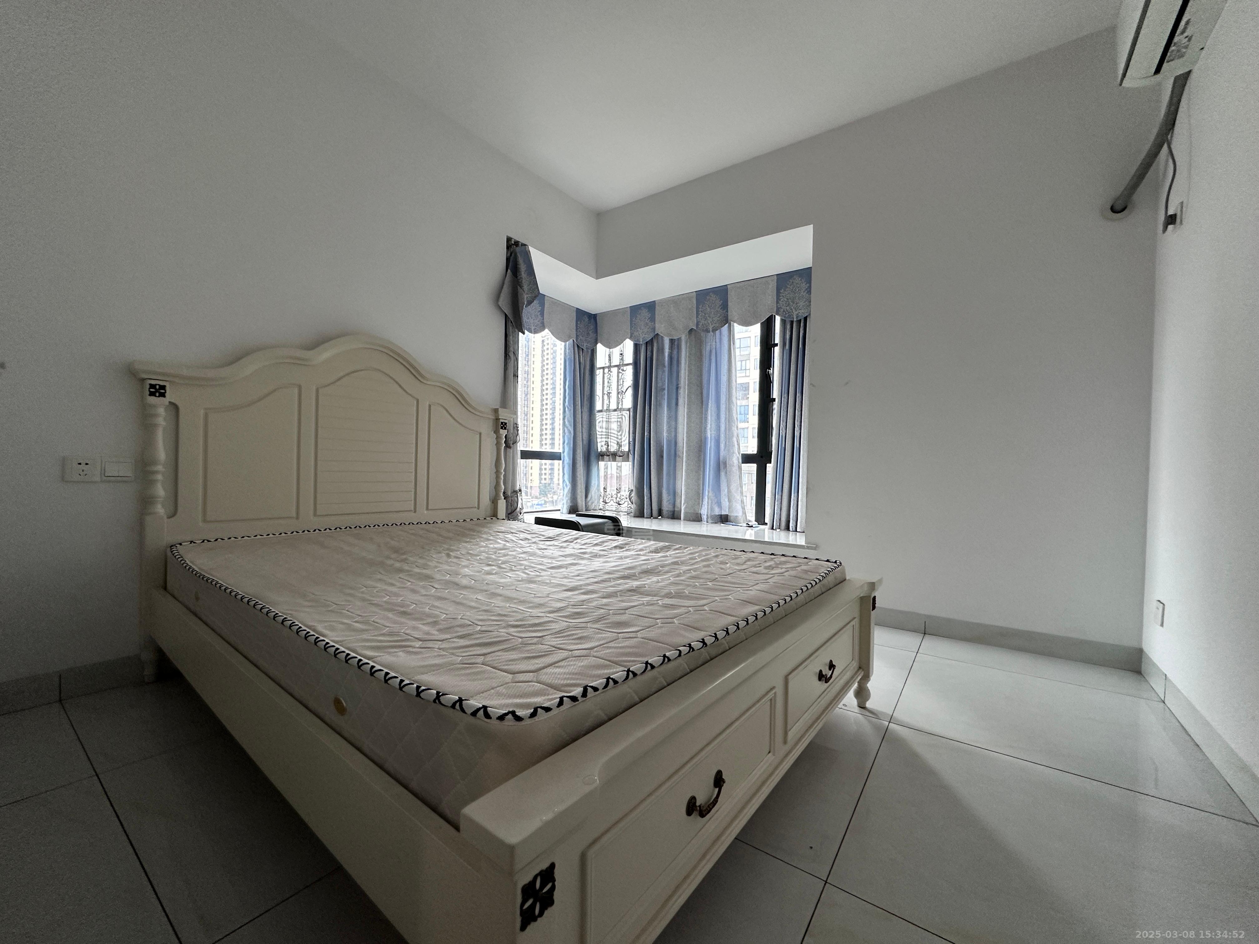 山水洲城华晨第一城 2室2厅1卫 1500.0元/月 山水洲城华晨第一城 2室2厅1卫 1500.0元/月室内图