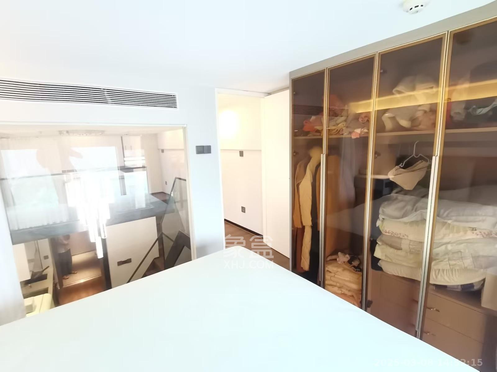 达美寰宇中心 2室2厅1卫 3200.0元/月 达美寰宇中心 2室2厅1卫 3200.0元/月室内图